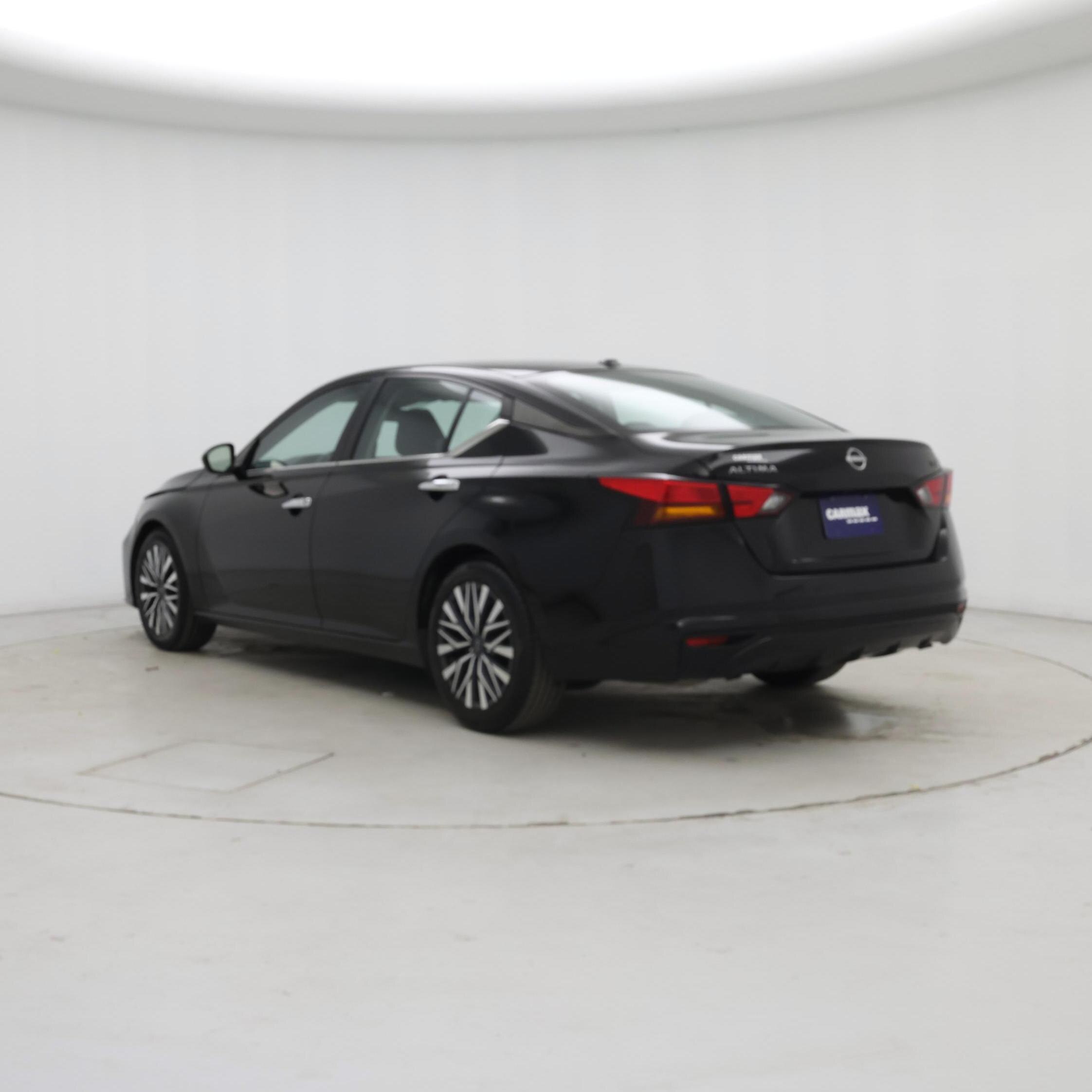 Thumbnail: 2024 Nissan Altima - 2