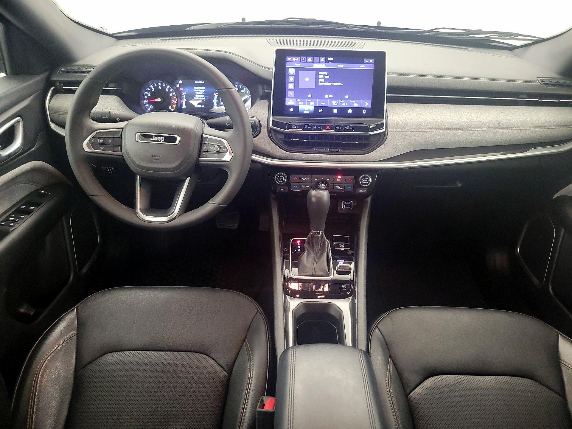 Thumbnail: 2023 Jeep Compass - 9