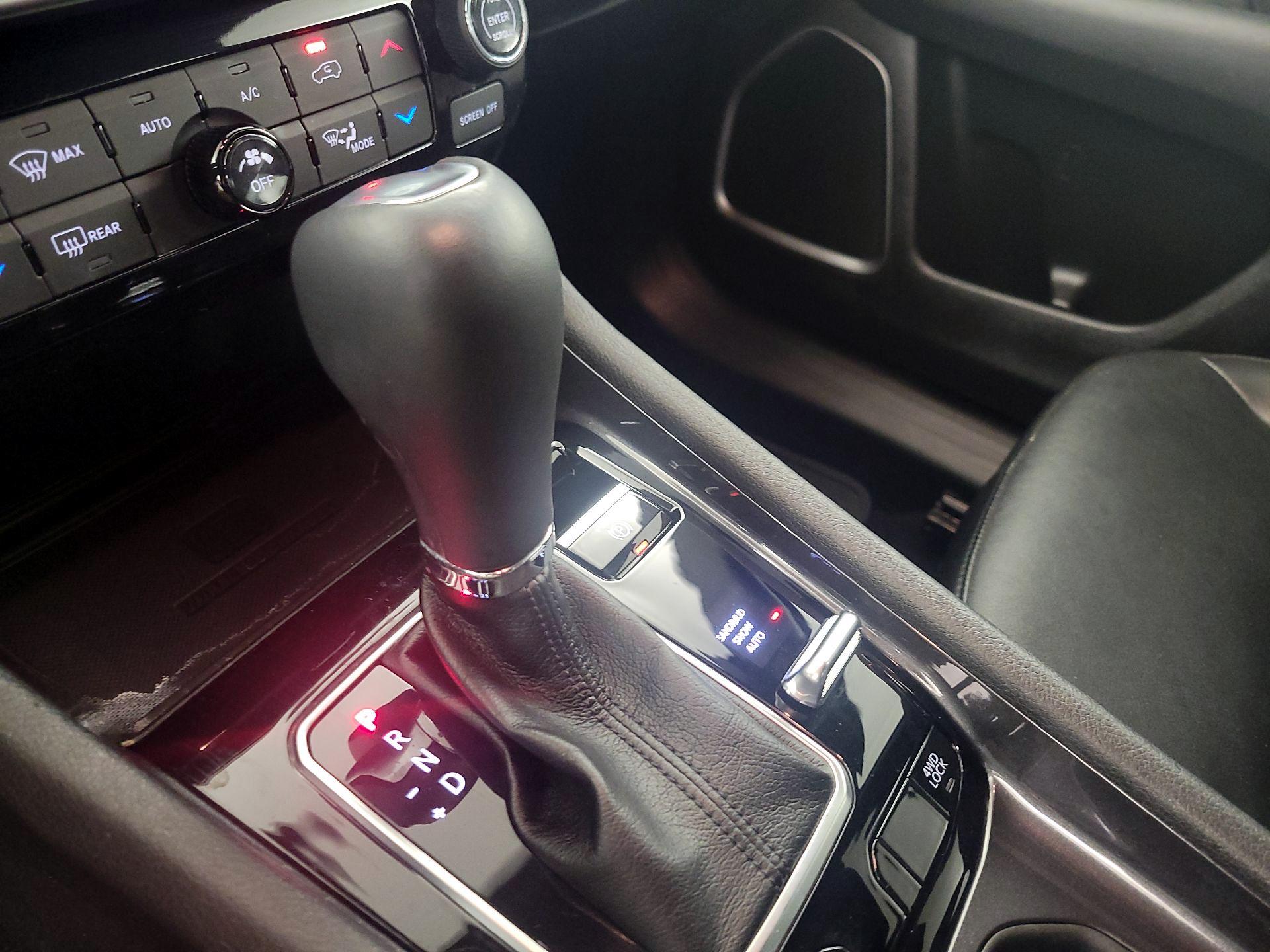 Thumbnail: 2023 Jeep Compass - 17