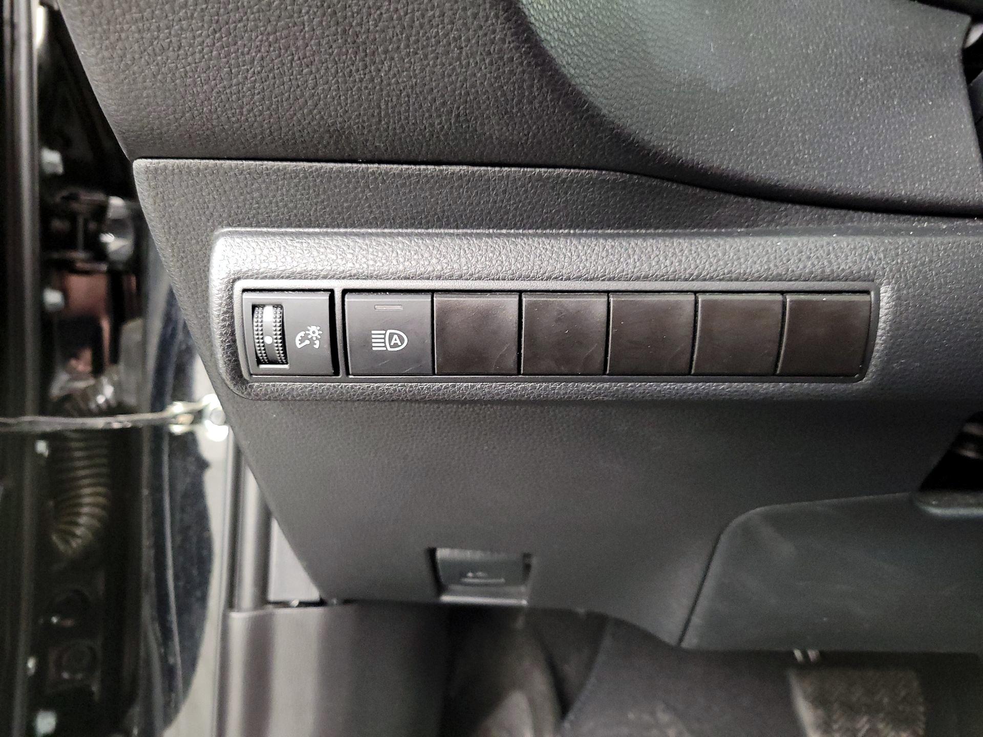 Thumbnail: 2024 Toyota Corolla - 13