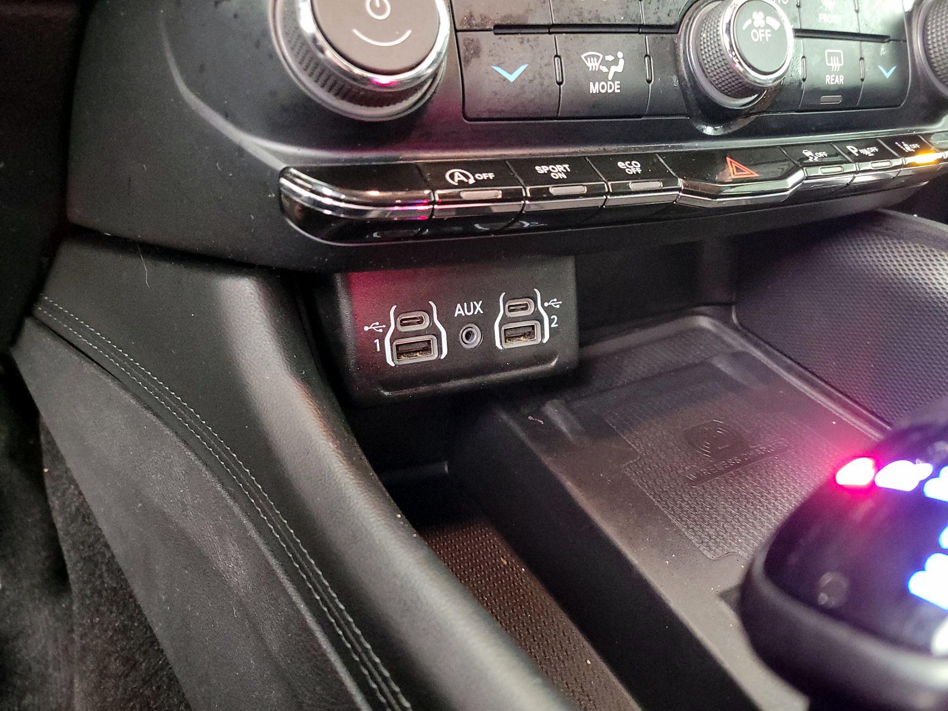 Thumbnail: 2022 Dodge Durango - 19