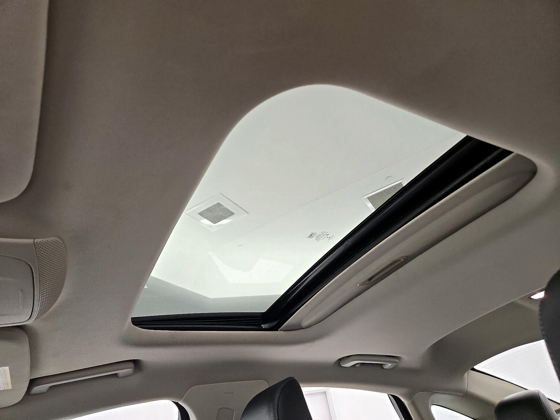 Thumbnail: 2020 Ford Fusion - 19