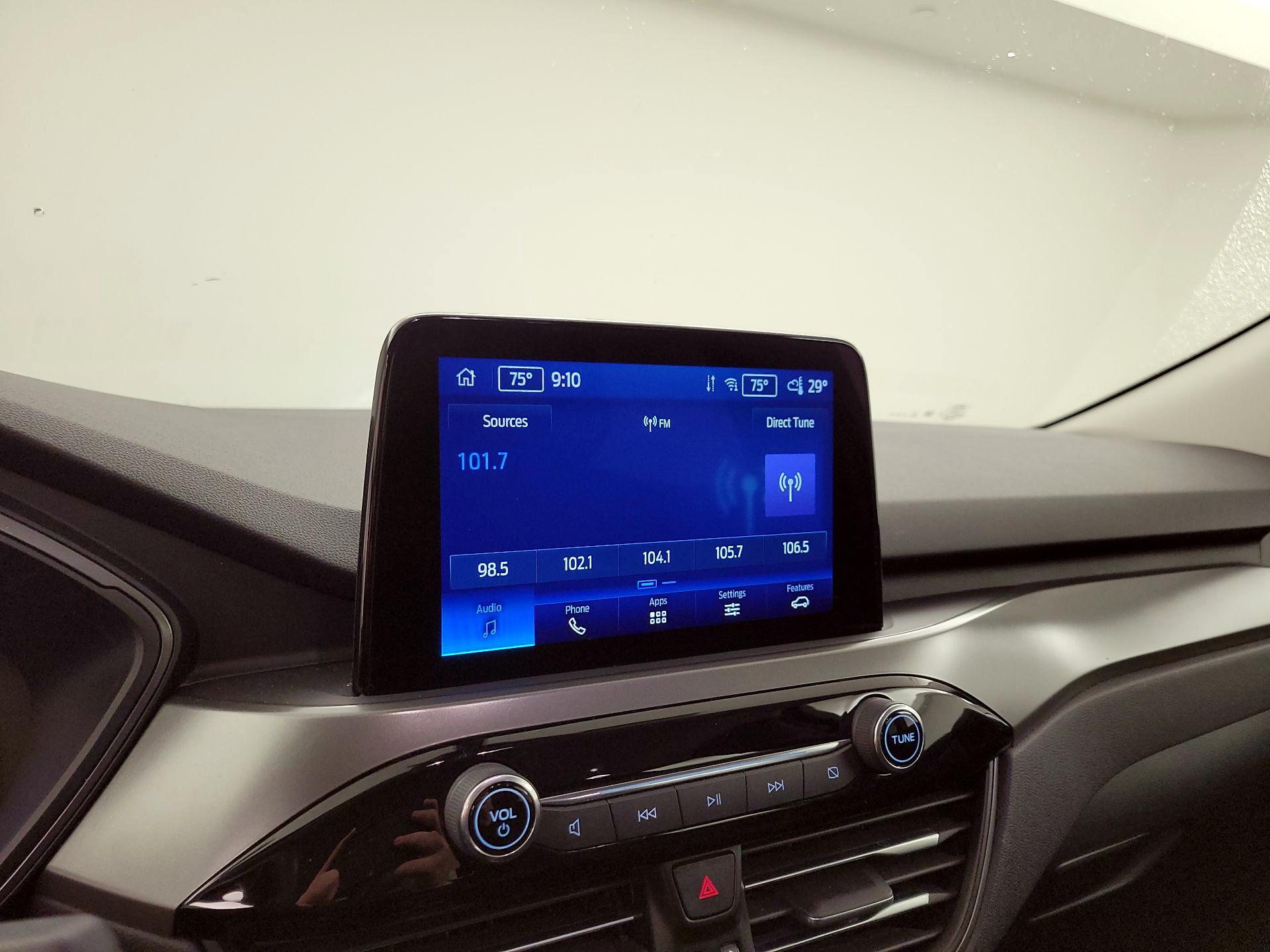 Thumbnail: 2023 Ford Escape - 15