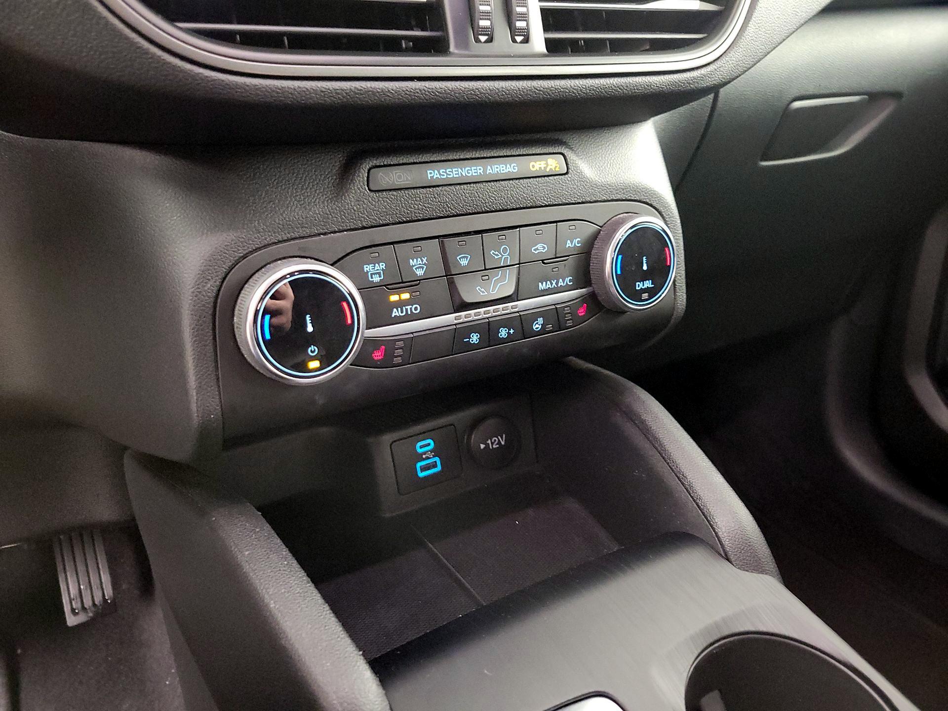 Thumbnail: 2023 Ford Escape - 16