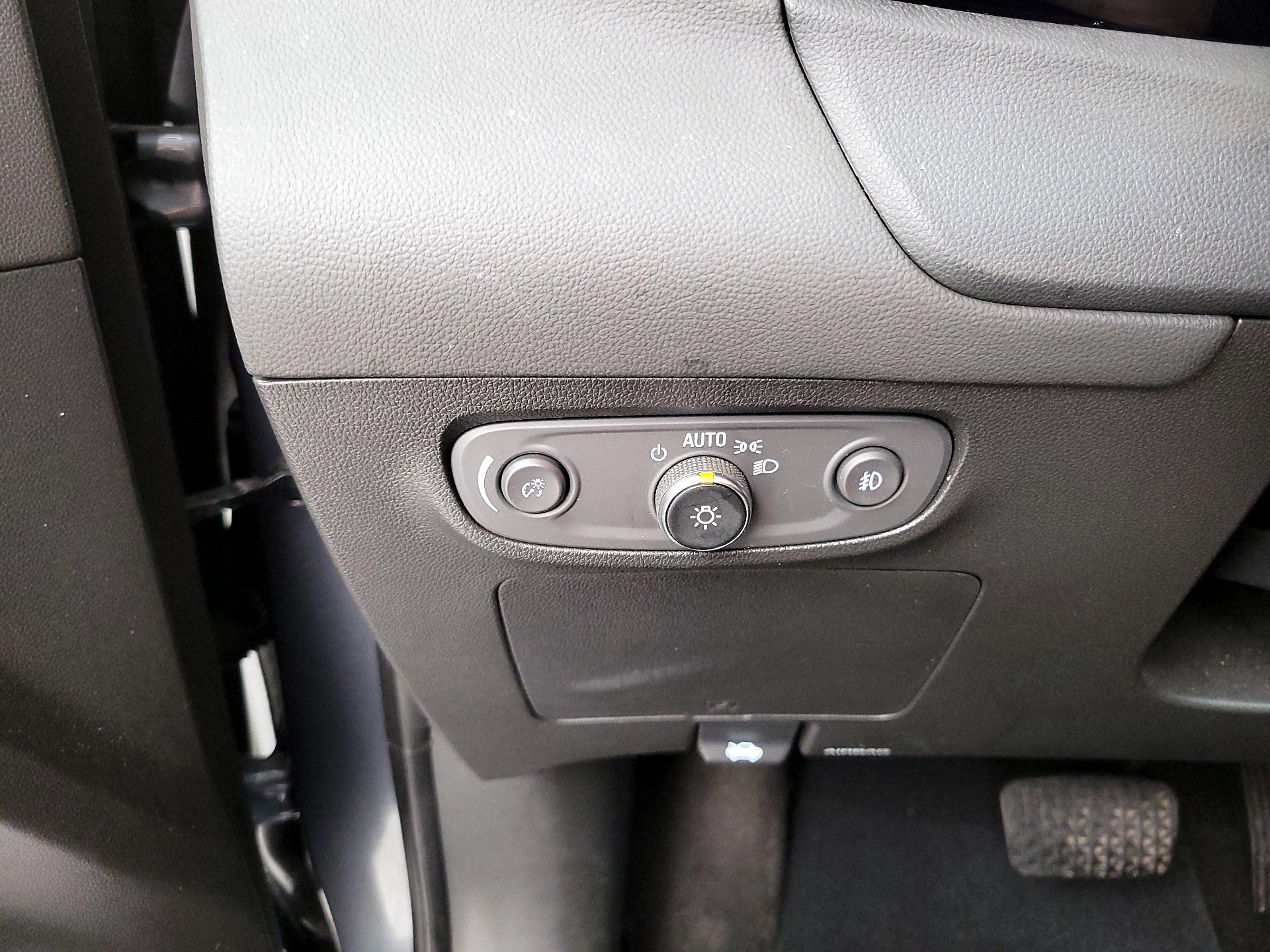 Thumbnail: 2022 Buick Encore GX - 13