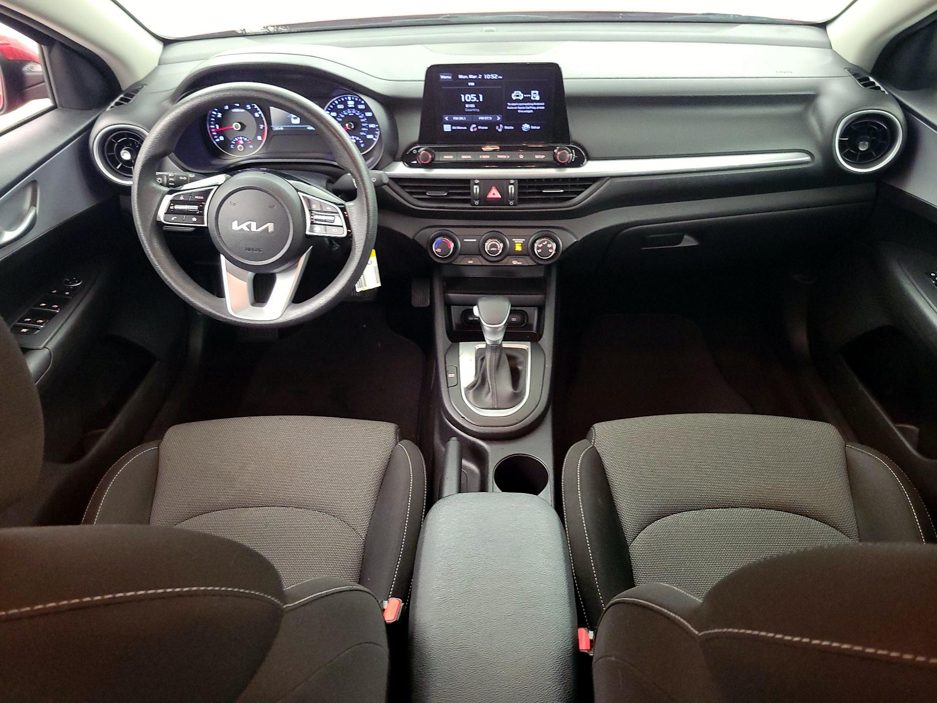 Thumbnail: 2024 Kia Forte - 9