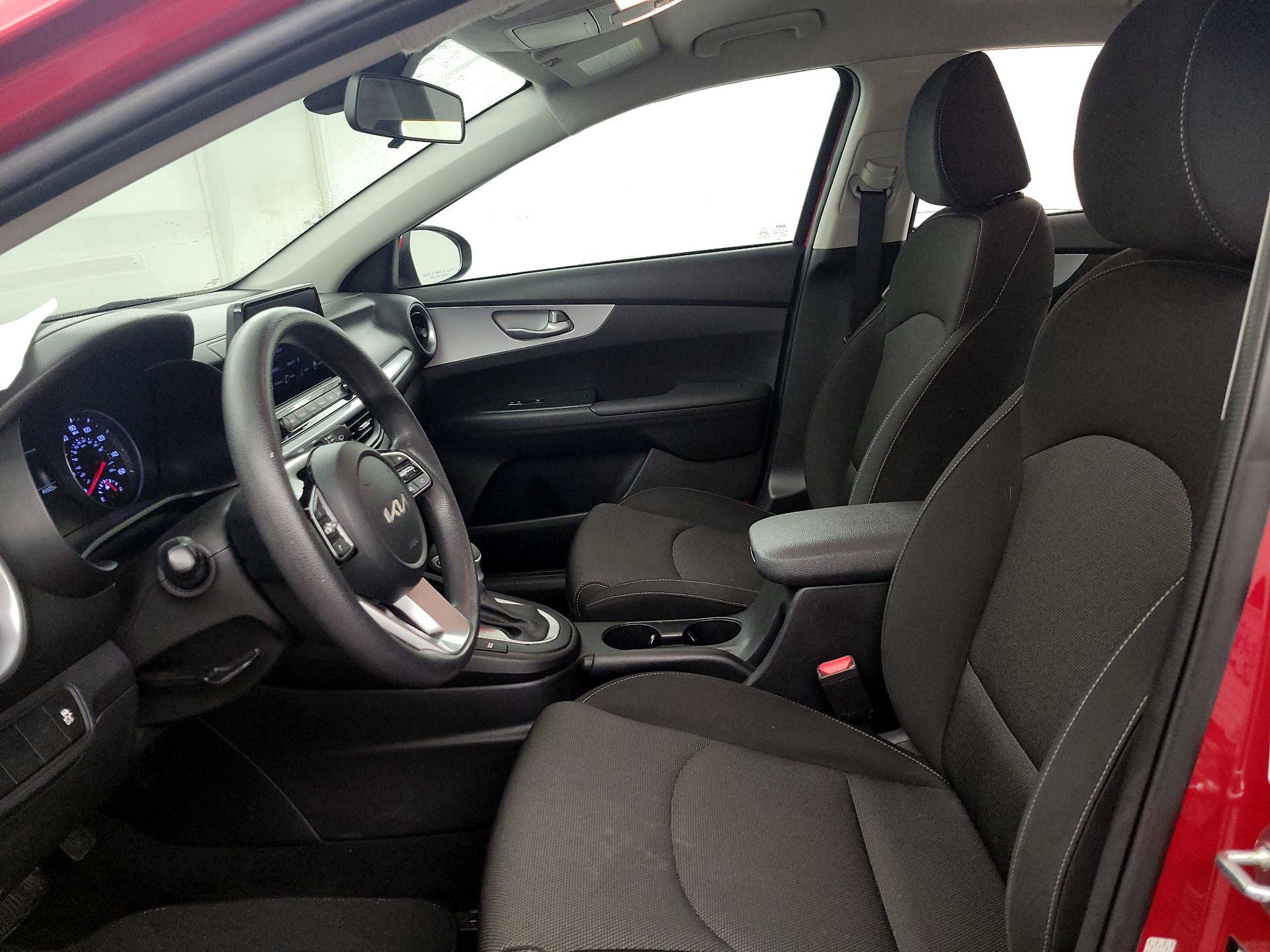 Thumbnail: 2024 Kia Forte - 11