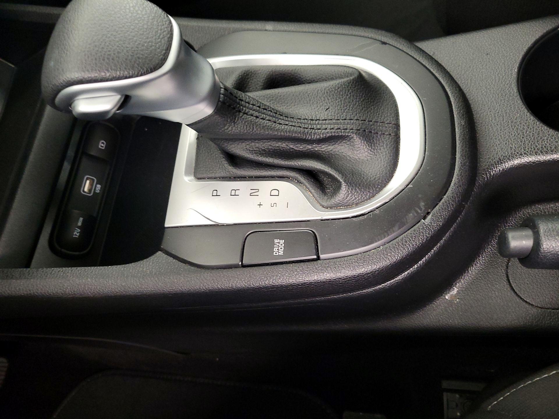 Thumbnail: 2024 Kia Forte - 17