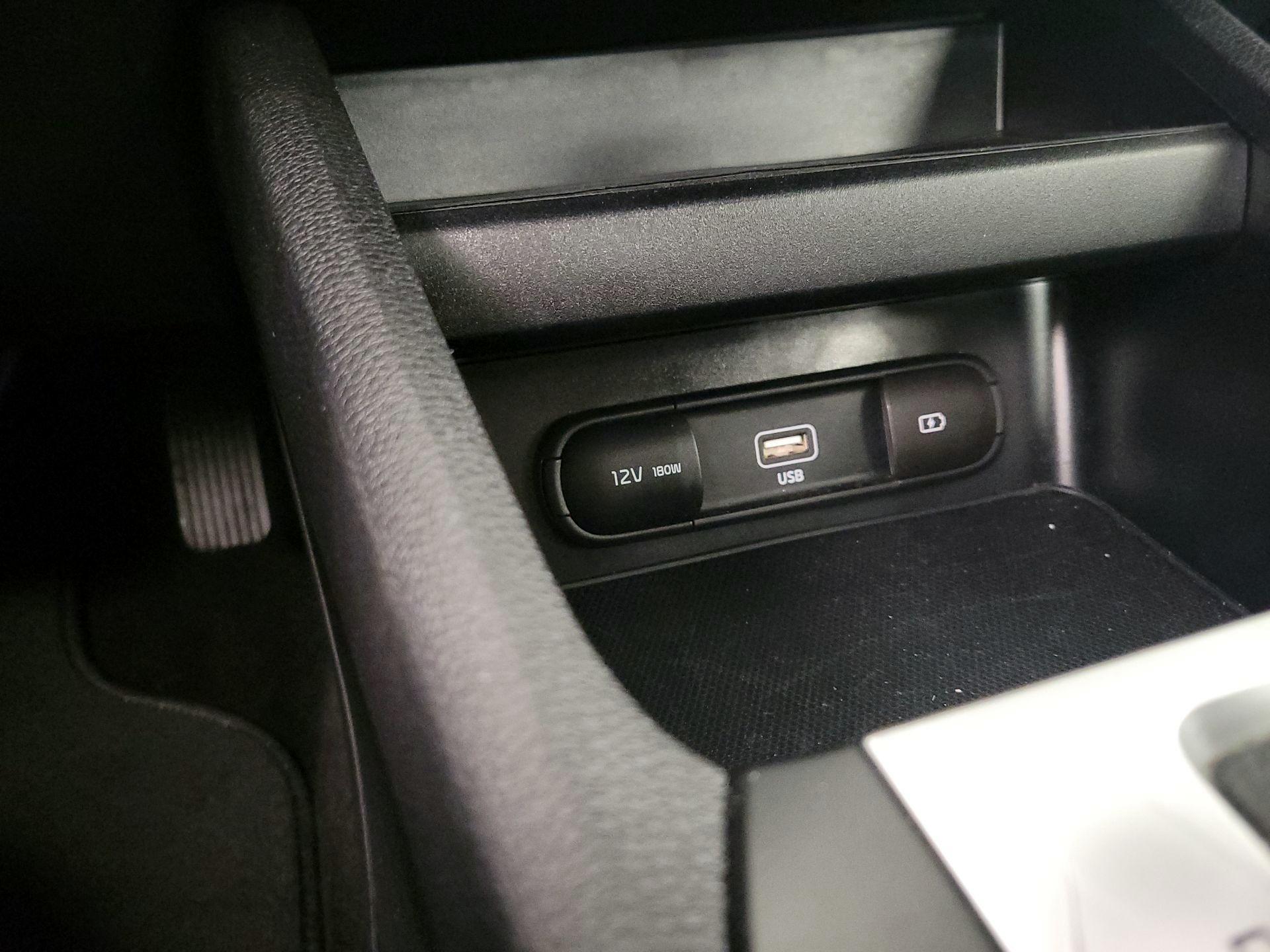 Thumbnail: 2024 Kia Forte - 18