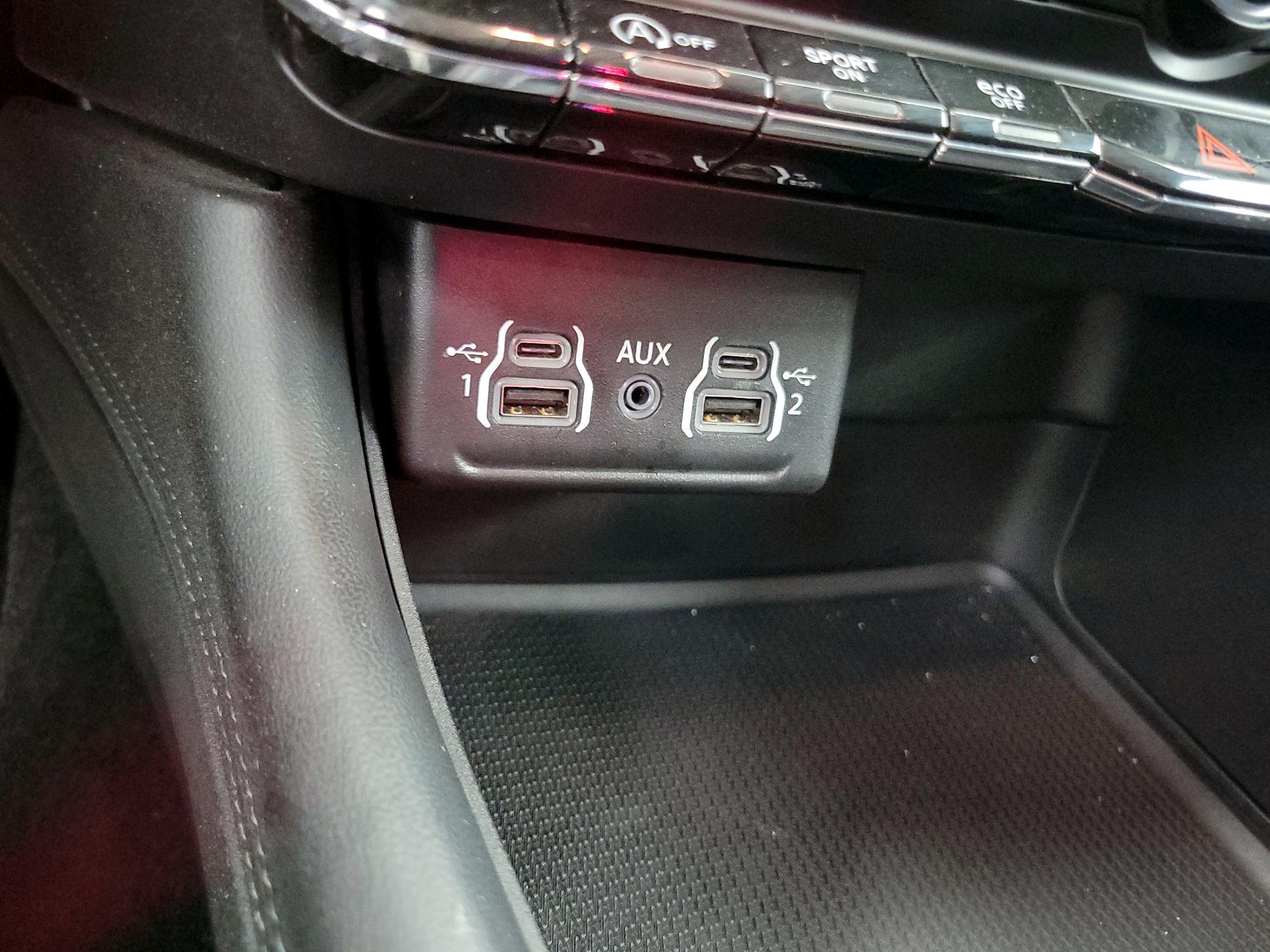 Thumbnail: 2022 Dodge Durango - 18