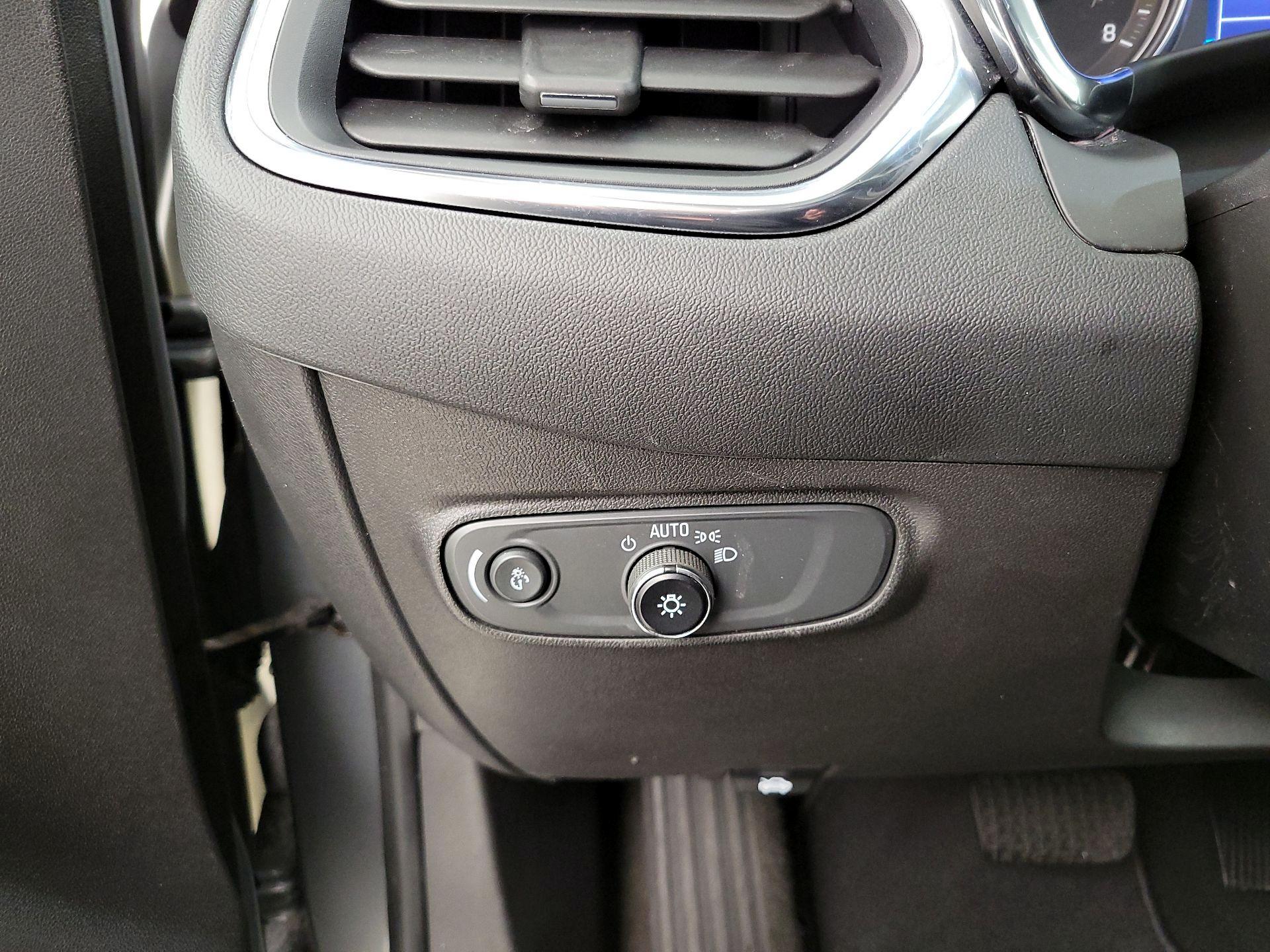 Thumbnail: 2023 Chevrolet Equinox - 13