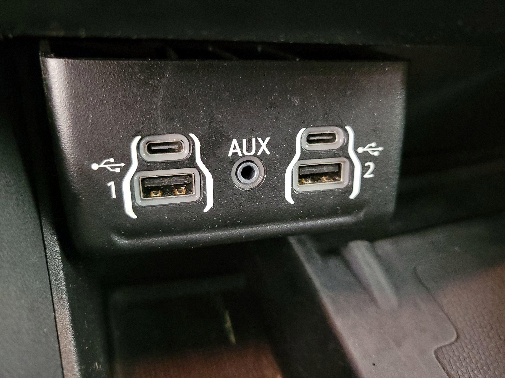 Thumbnail: 2022 Dodge Durango - 19