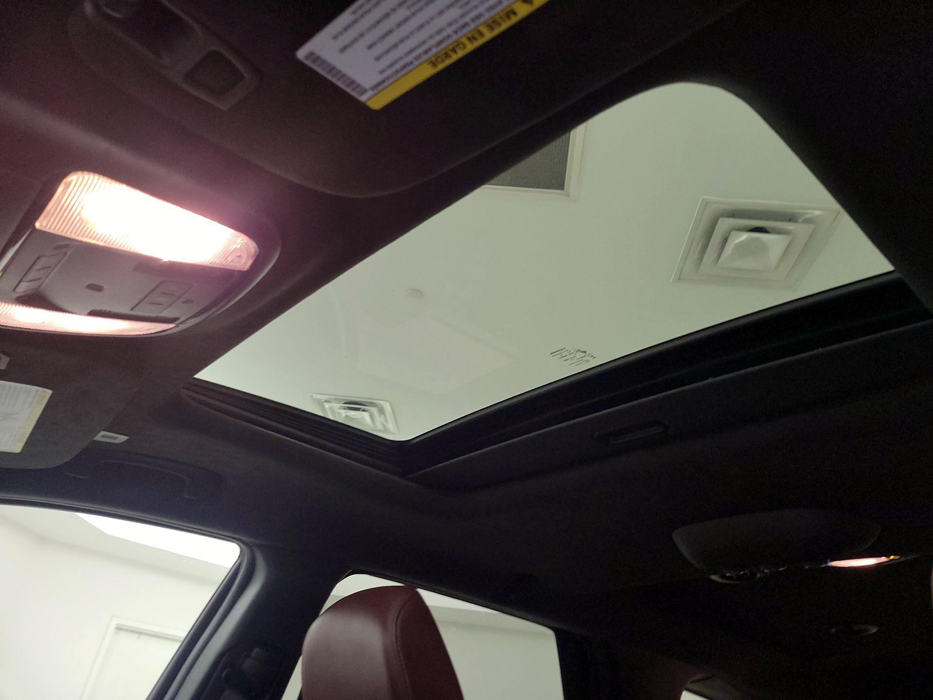 Thumbnail: 2022 Dodge Durango - 20