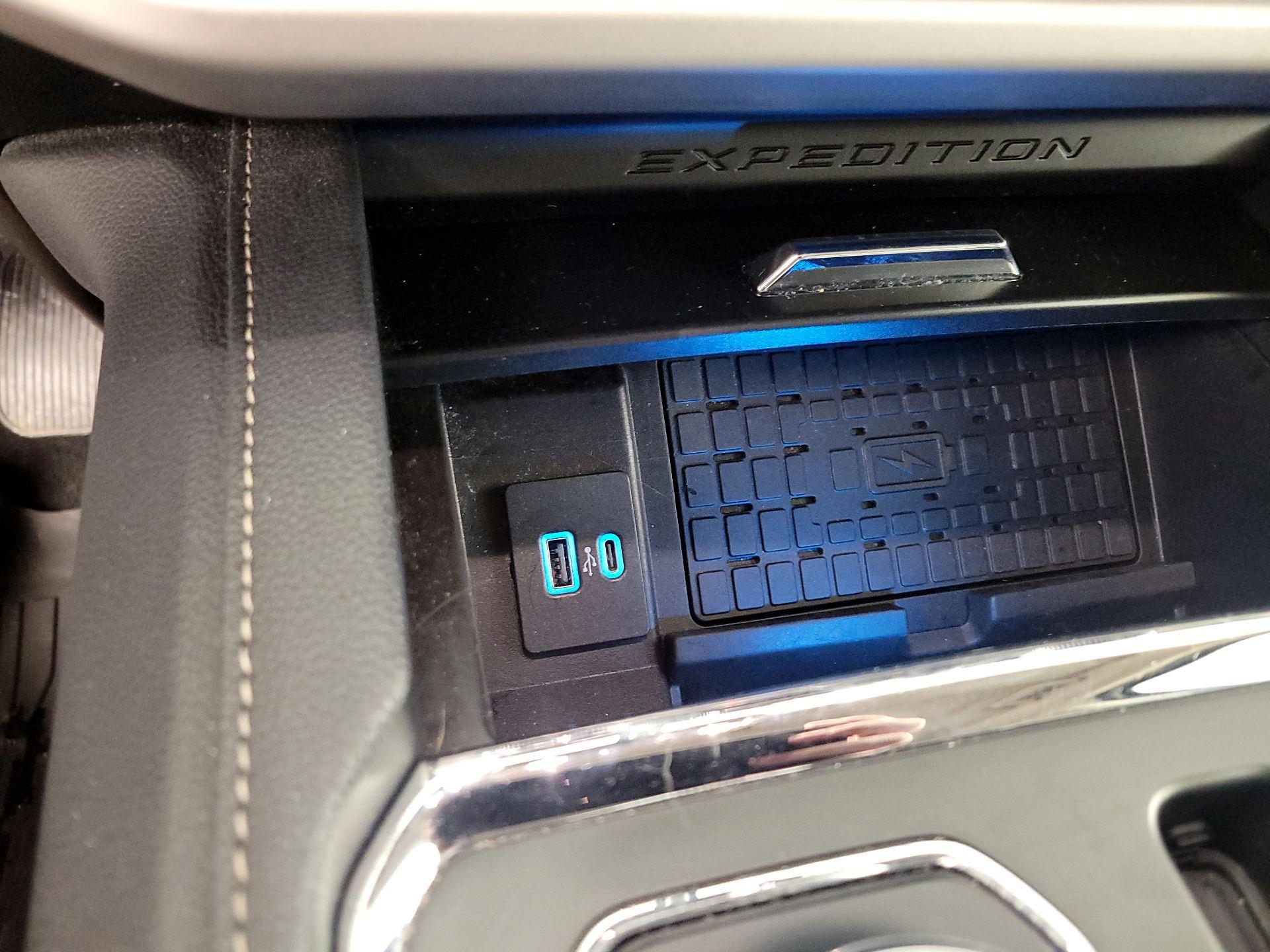 Thumbnail: 2024 Ford Expedition - 19