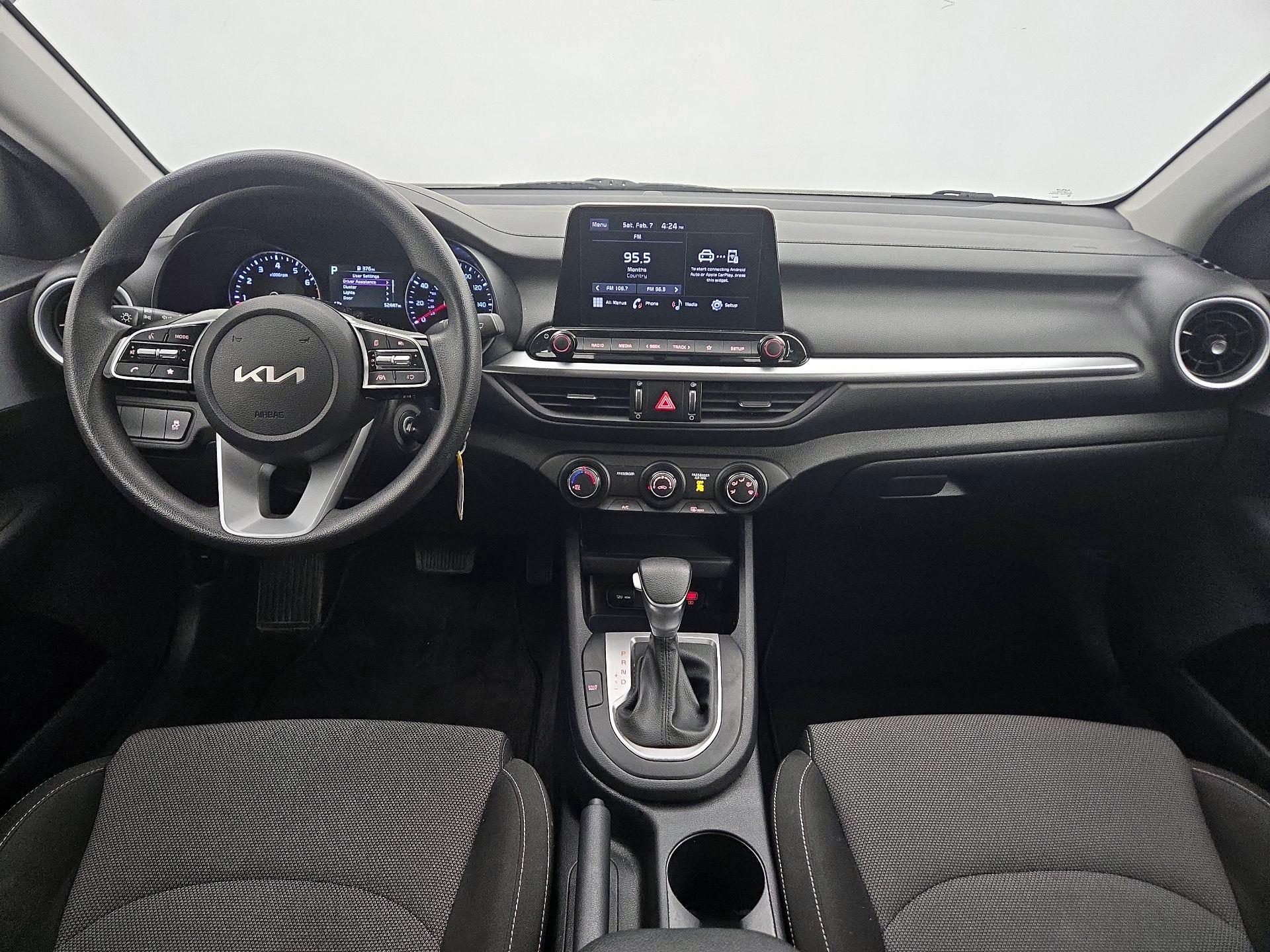 Thumbnail: 2024 Kia Forte - 9