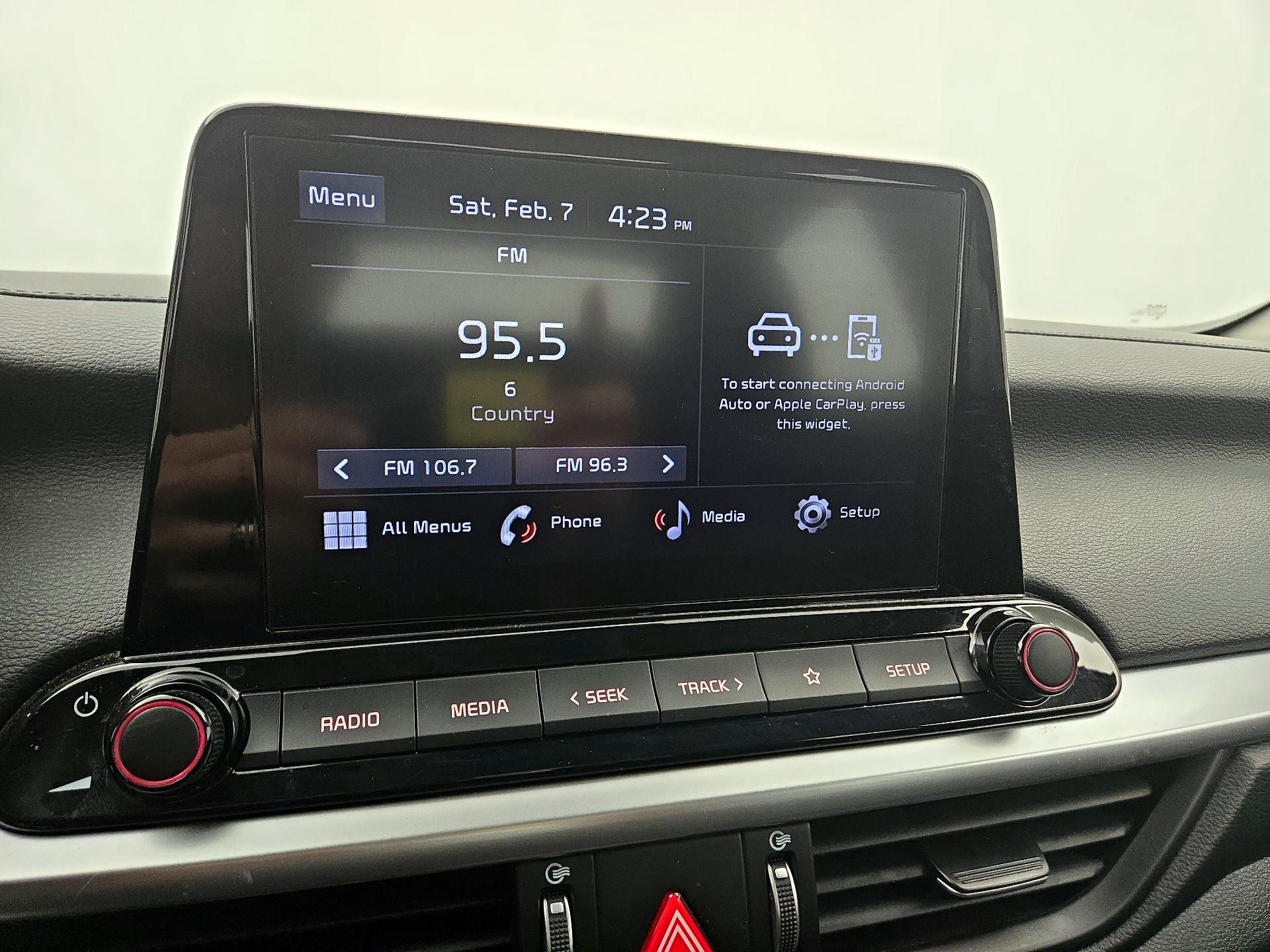 Thumbnail: 2024 Kia Forte - 15