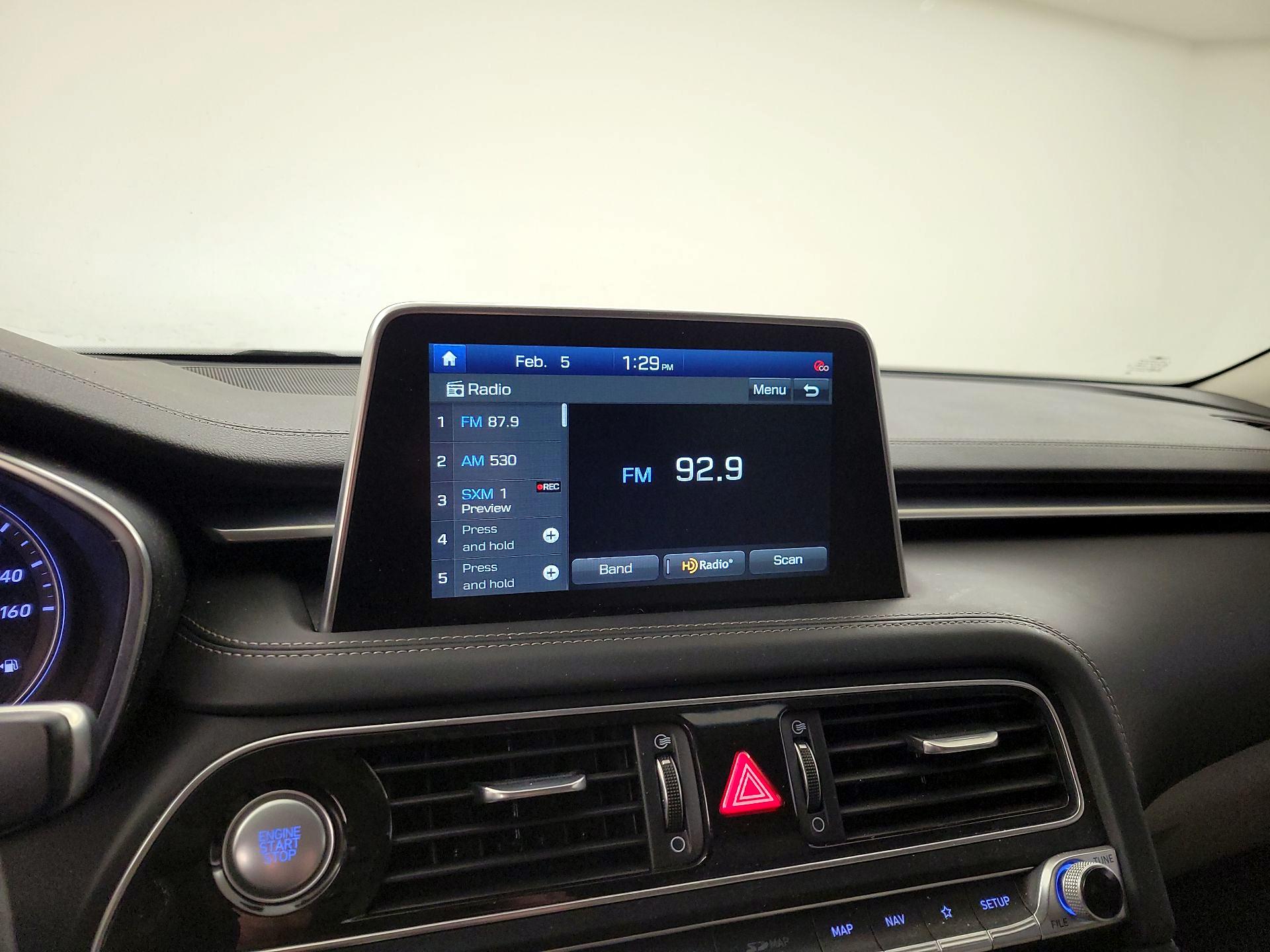 Thumbnail: 2021 Genesis G70 - 16