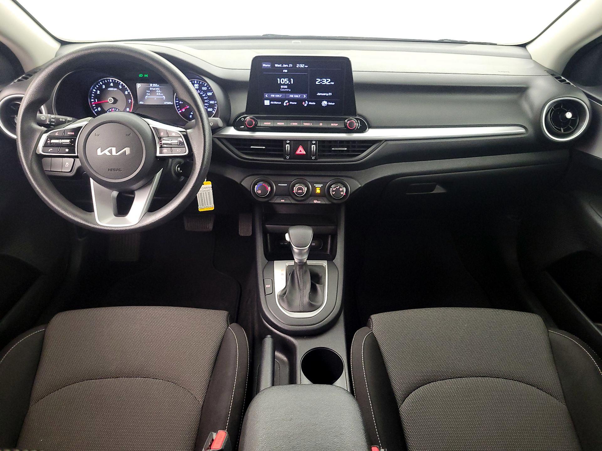 Thumbnail: 2024 Kia Forte - 9