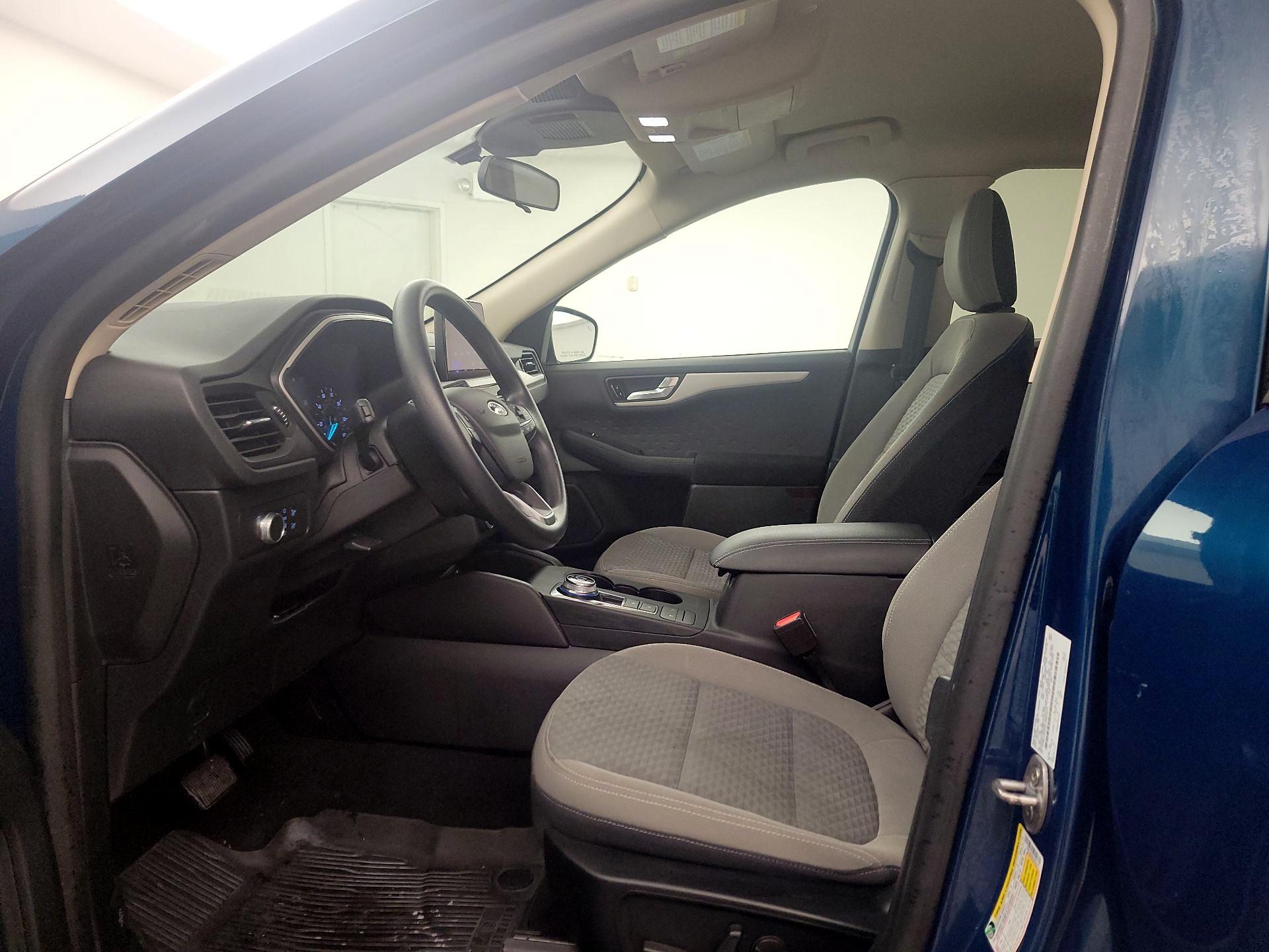 Thumbnail: 2020 Ford Escape - 11