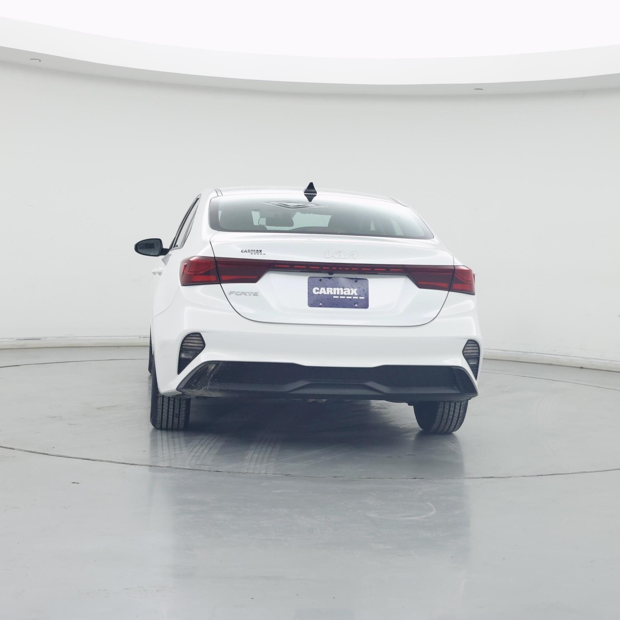 Thumbnail: 2023 Kia Forte - 6