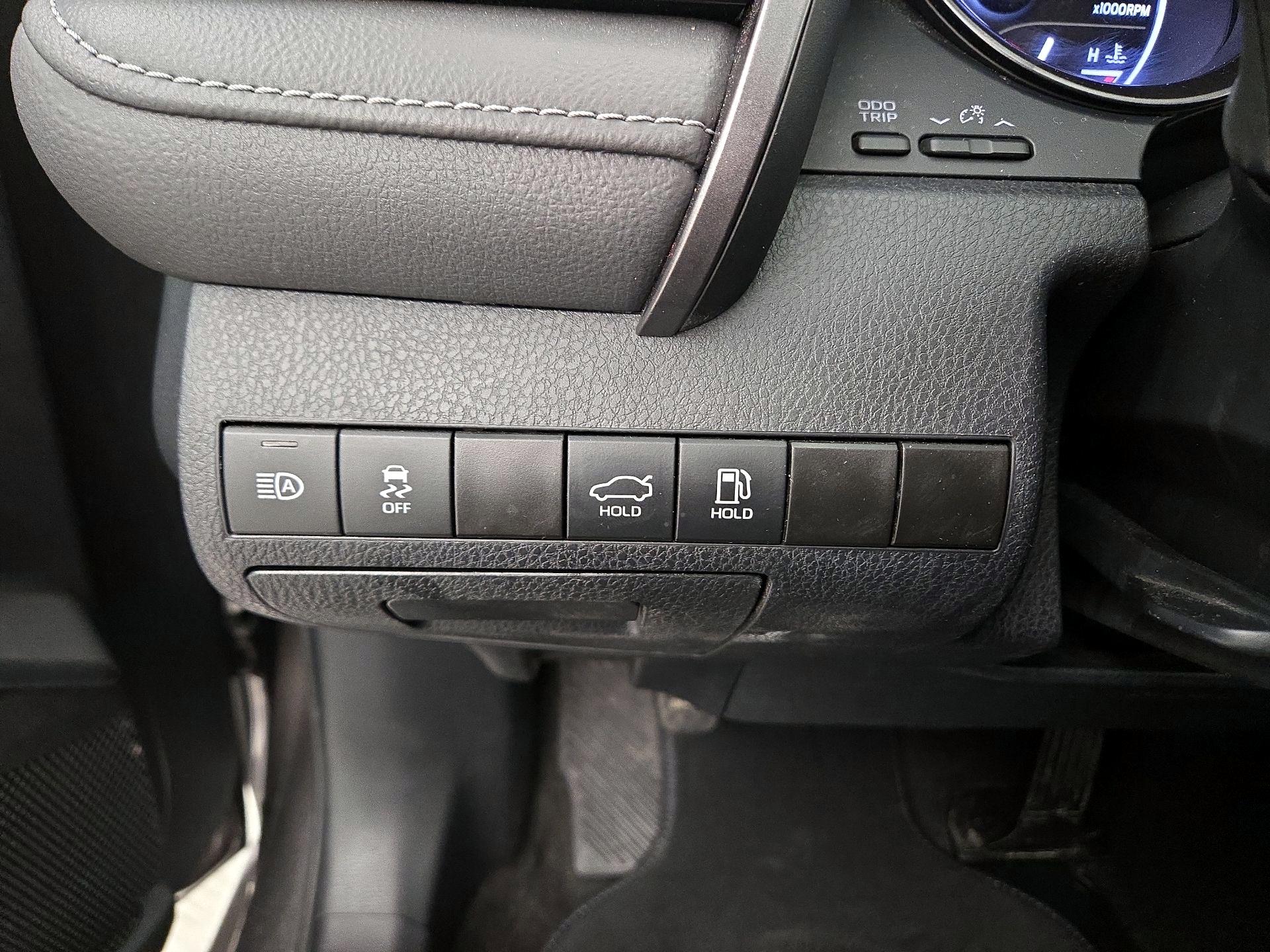 Thumbnail: 2024 Toyota Camry - 13