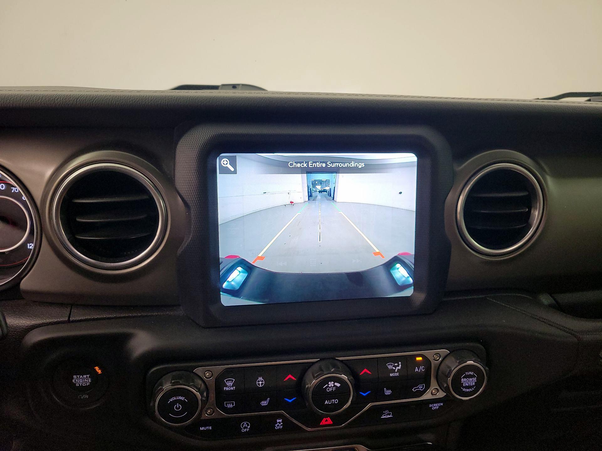 Thumbnail: 2021 Jeep Gladiator - 15