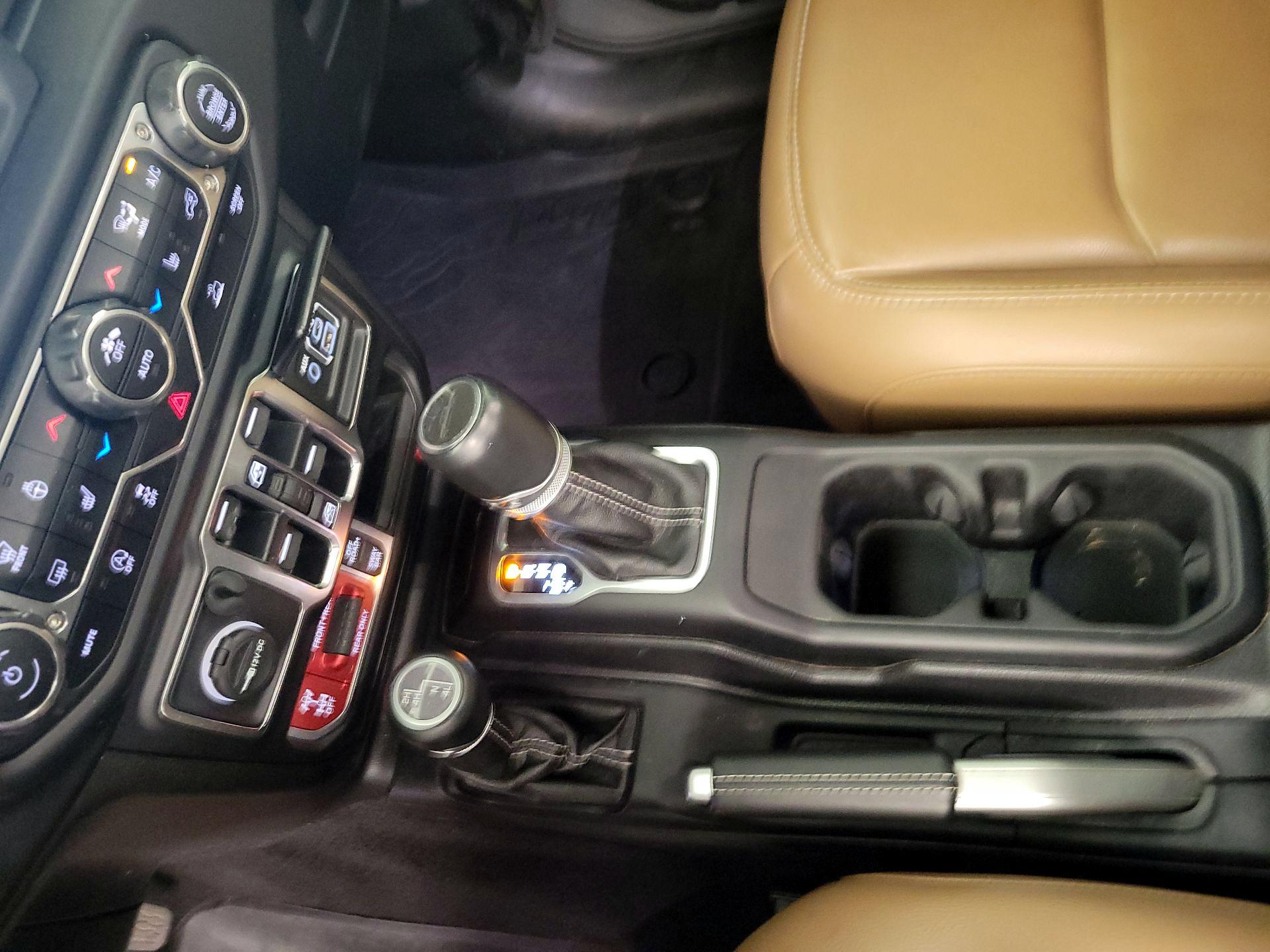 Thumbnail: 2021 Jeep Gladiator - 18