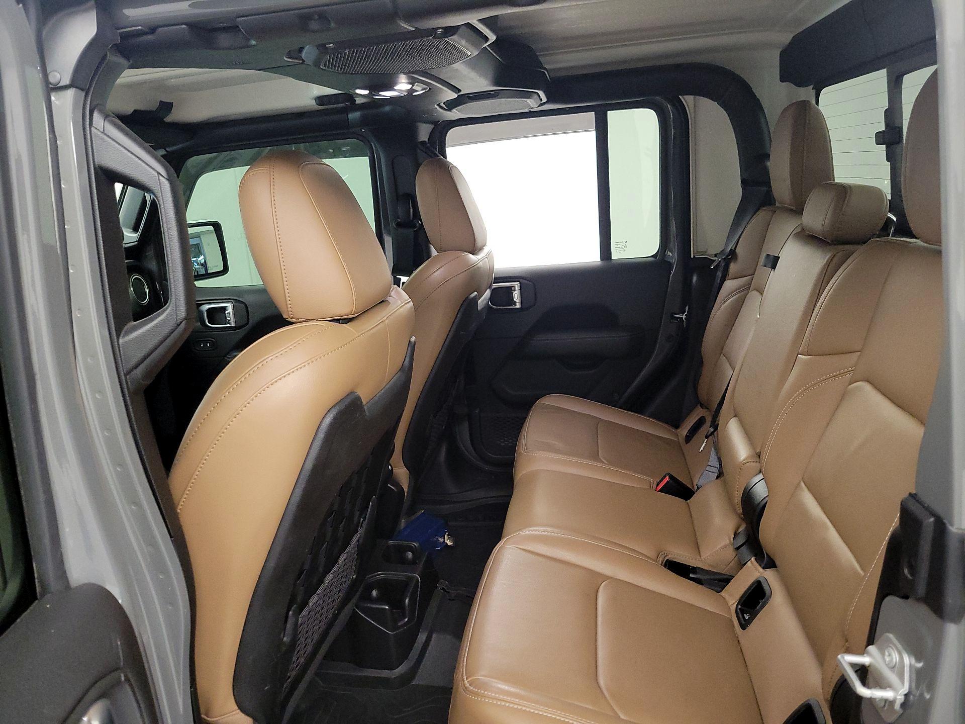 Thumbnail: 2021 Jeep Gladiator - 20