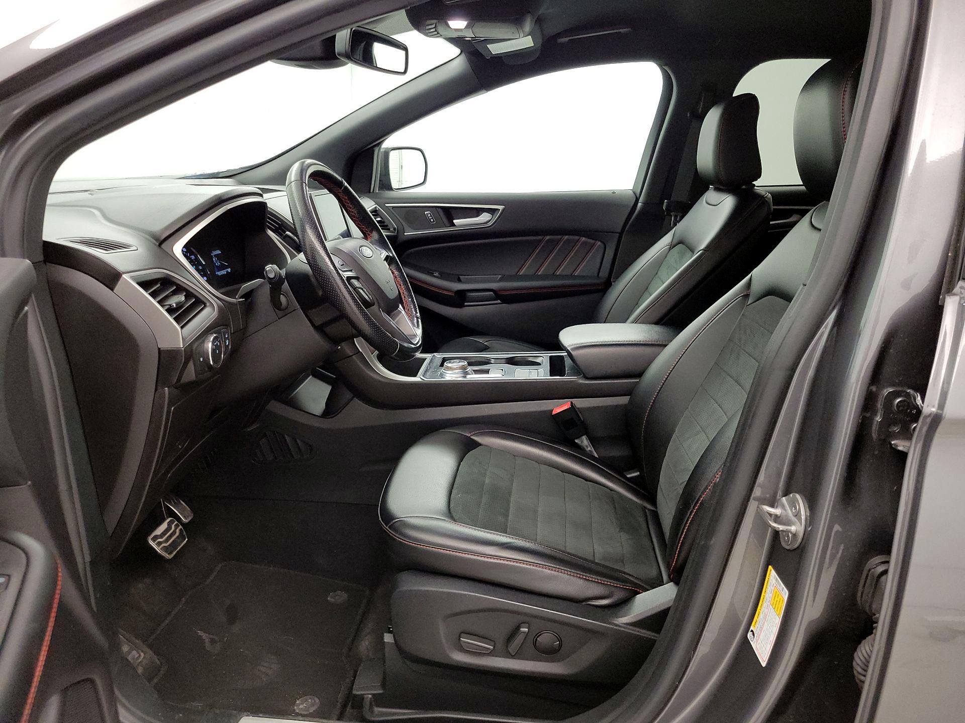 Thumbnail: 2021 Ford Edge - 11