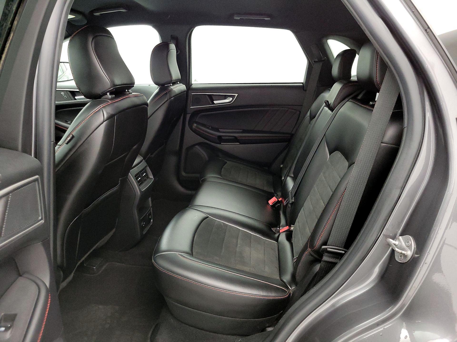 Thumbnail: 2021 Ford Edge - 20