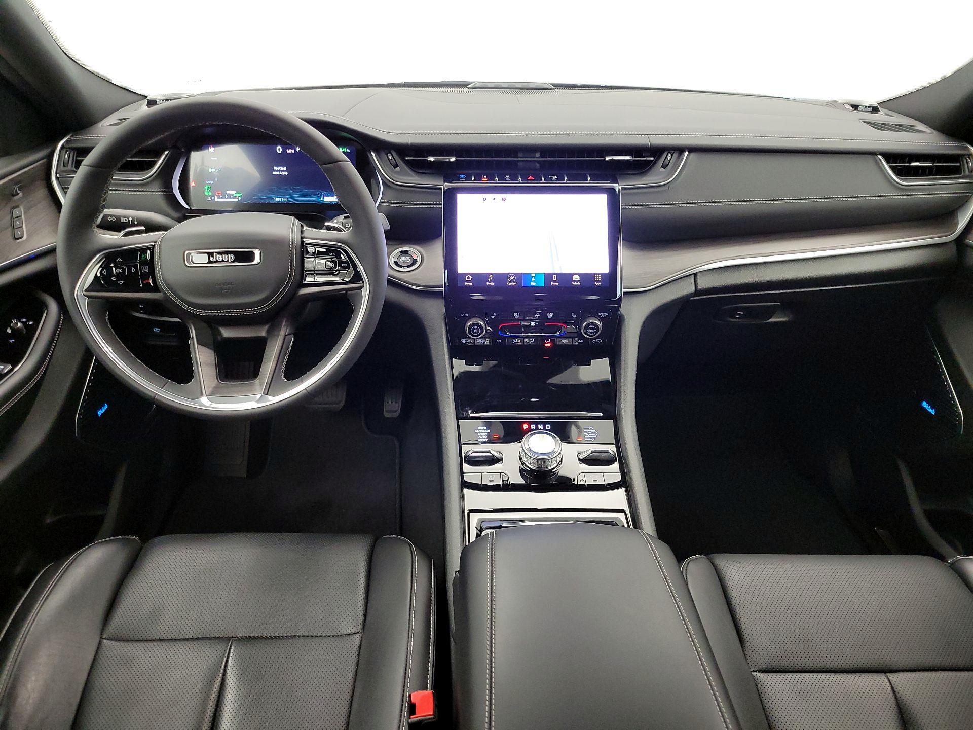 Thumbnail: 2023 Jeep Grand Cherokee - 9