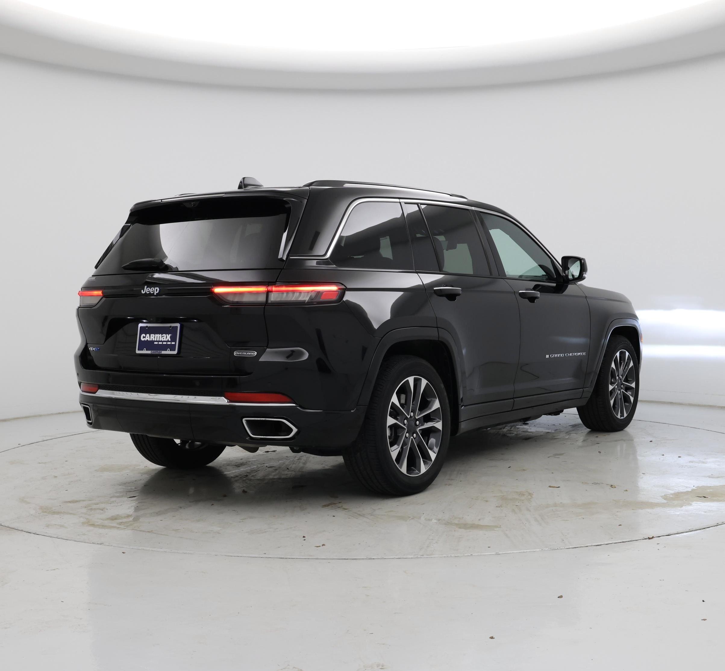 Thumbnail: 2023 Jeep Grand Cherokee - 8