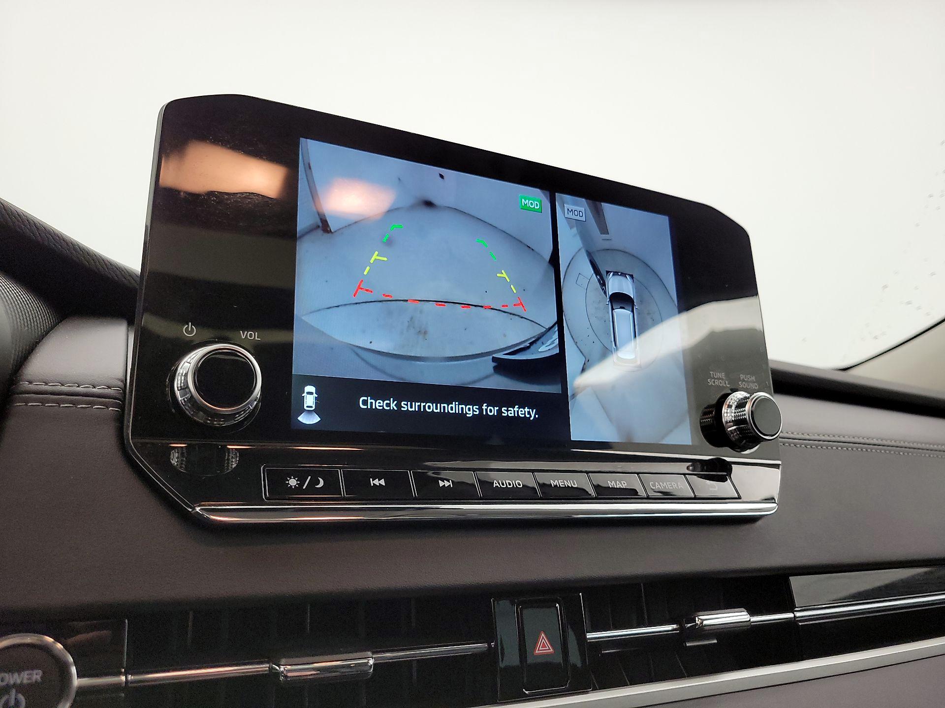 Thumbnail: 2023 Mitsubishi Outlander - 15