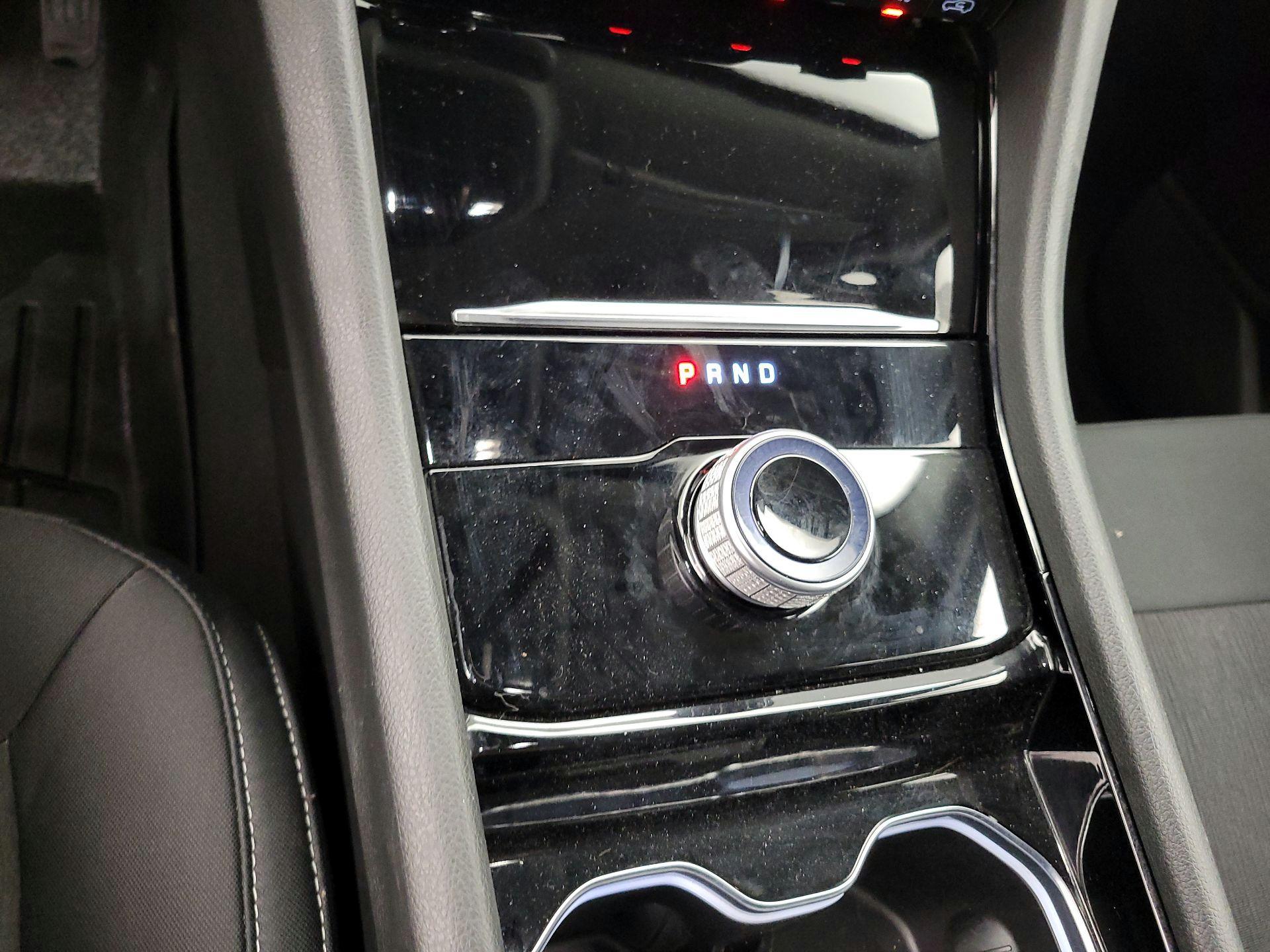 Thumbnail: 2023 Jeep Grand Cherokee - 17