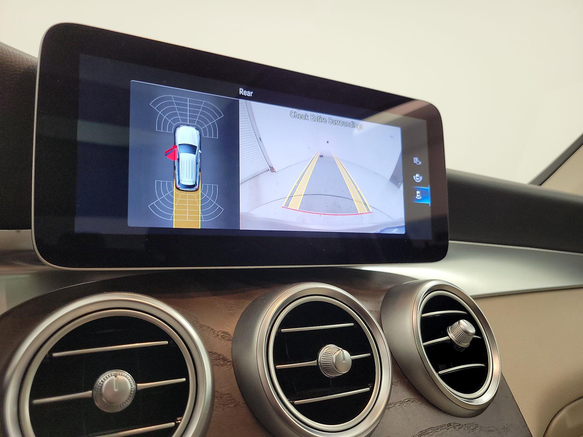 Thumbnail: 2021 Mercedes-Benz GLC - 14