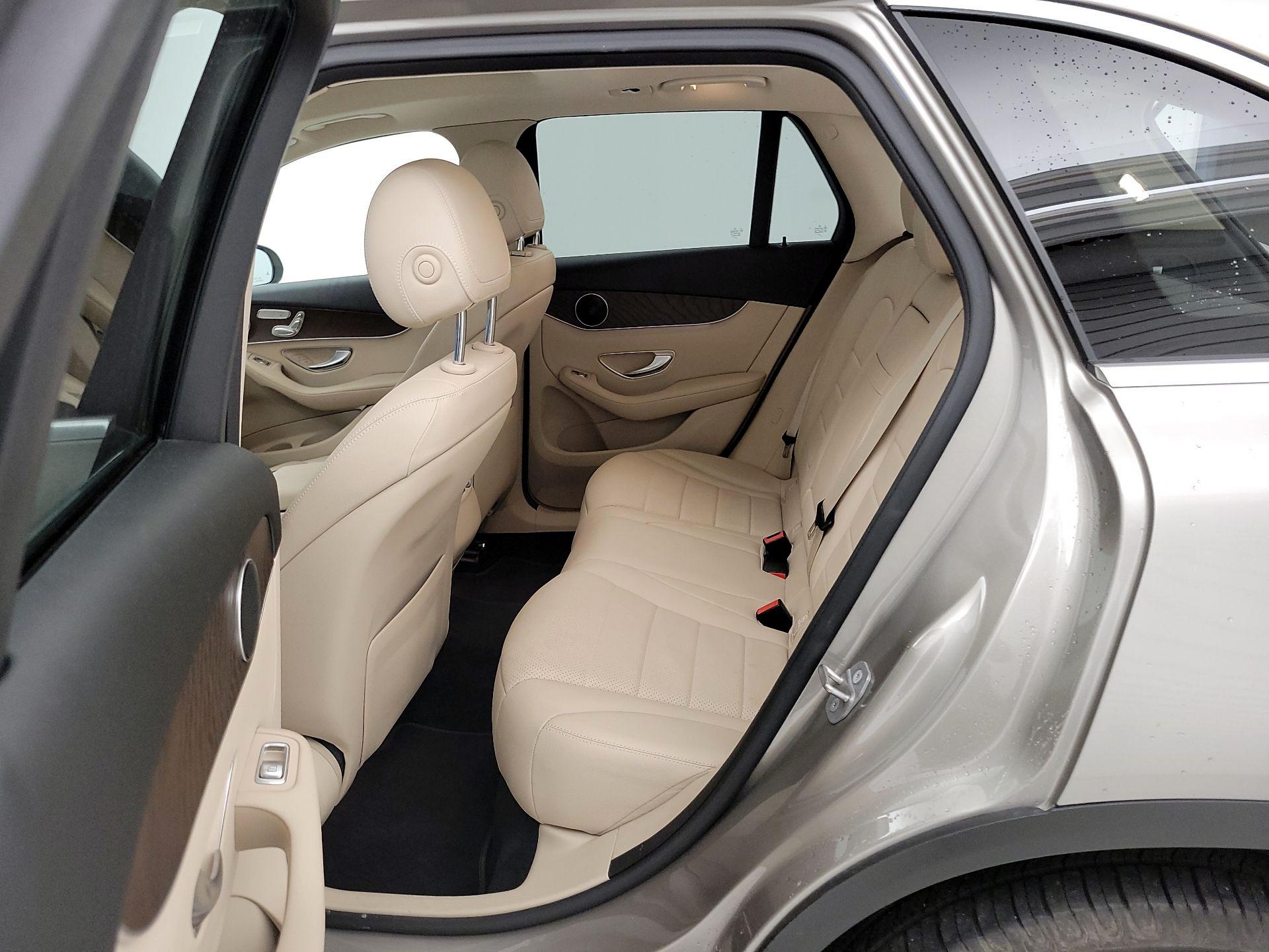 Thumbnail: 2021 Mercedes-Benz GLC - 20