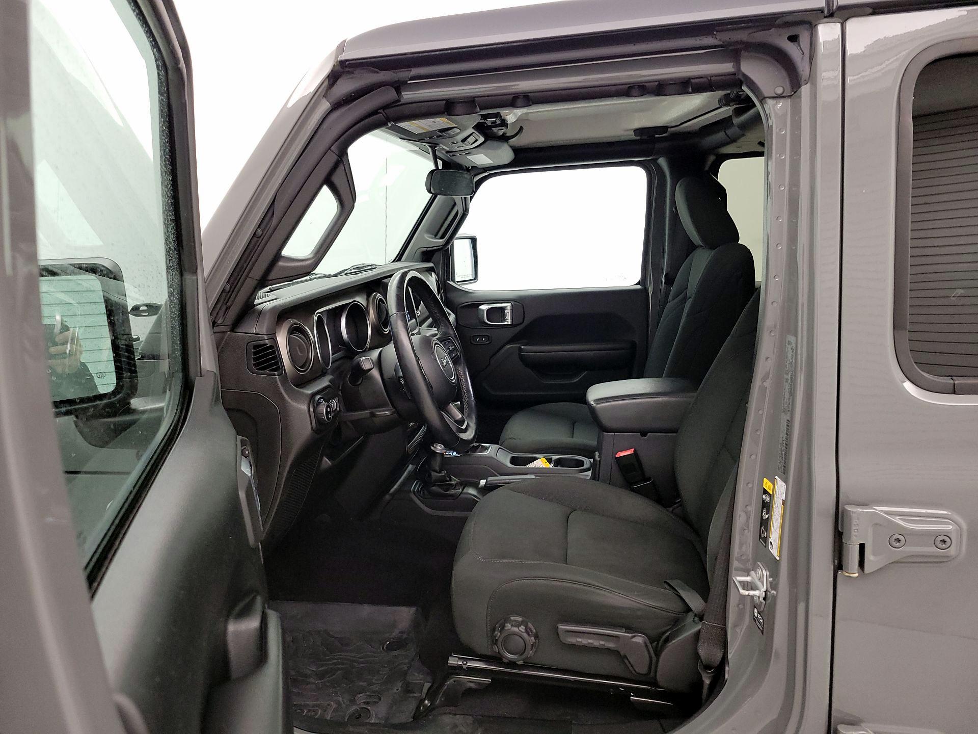 Thumbnail: 2021 Jeep Gladiator - 11