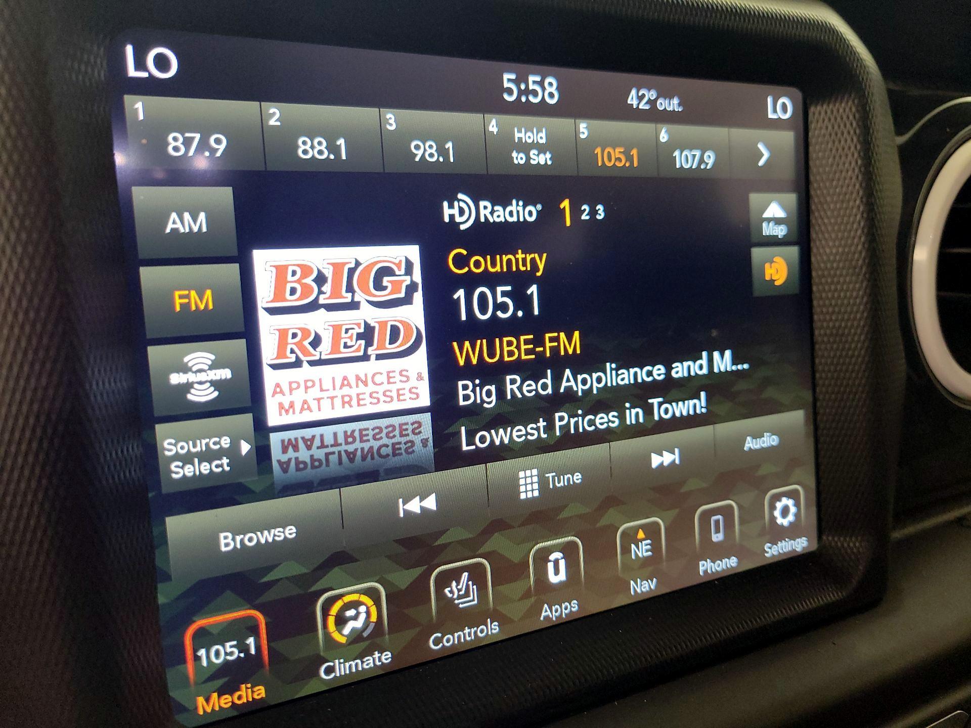 Thumbnail: 2022 Jeep Gladiator - 16