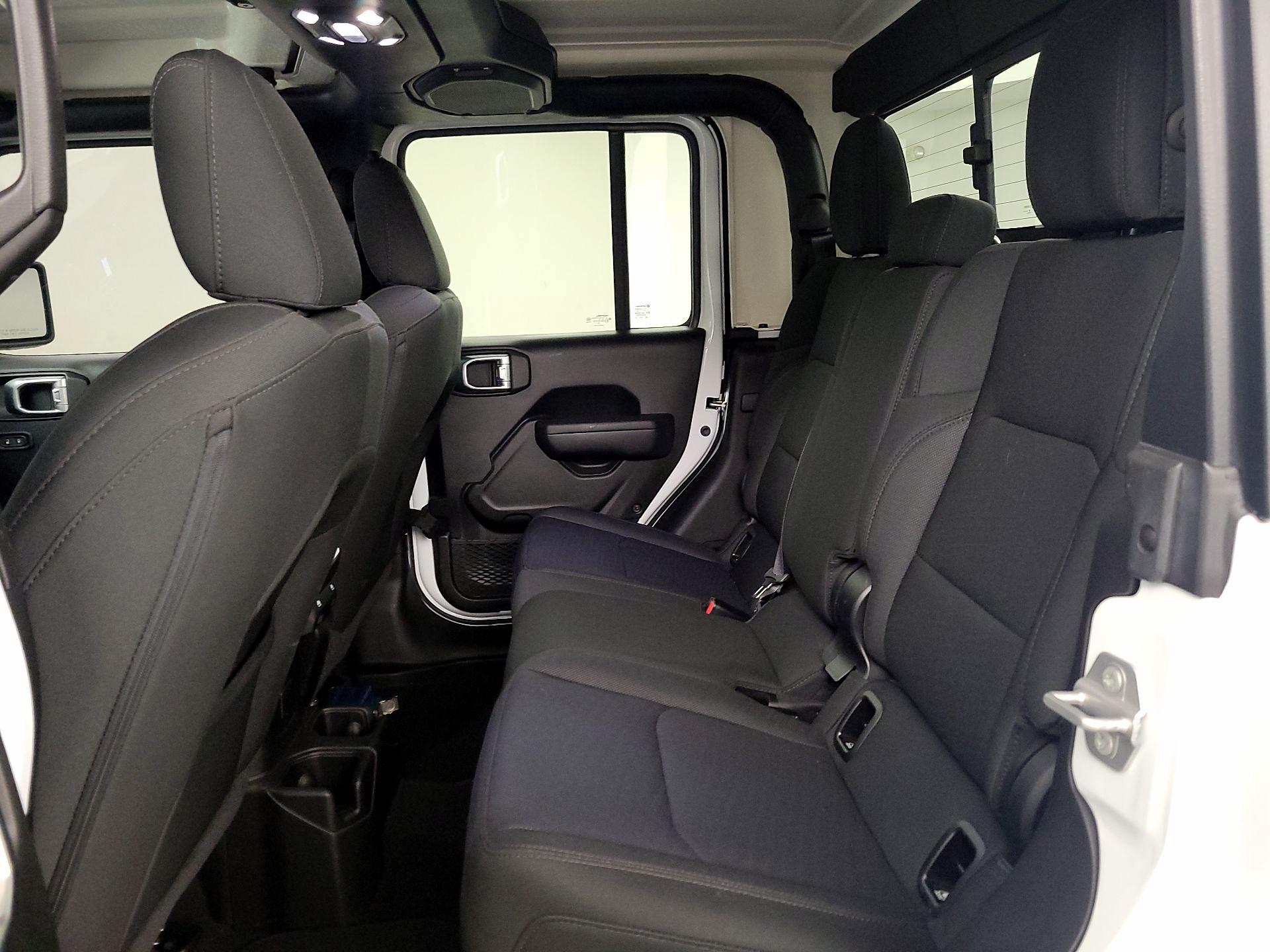 Thumbnail: 2022 Jeep Gladiator - 20