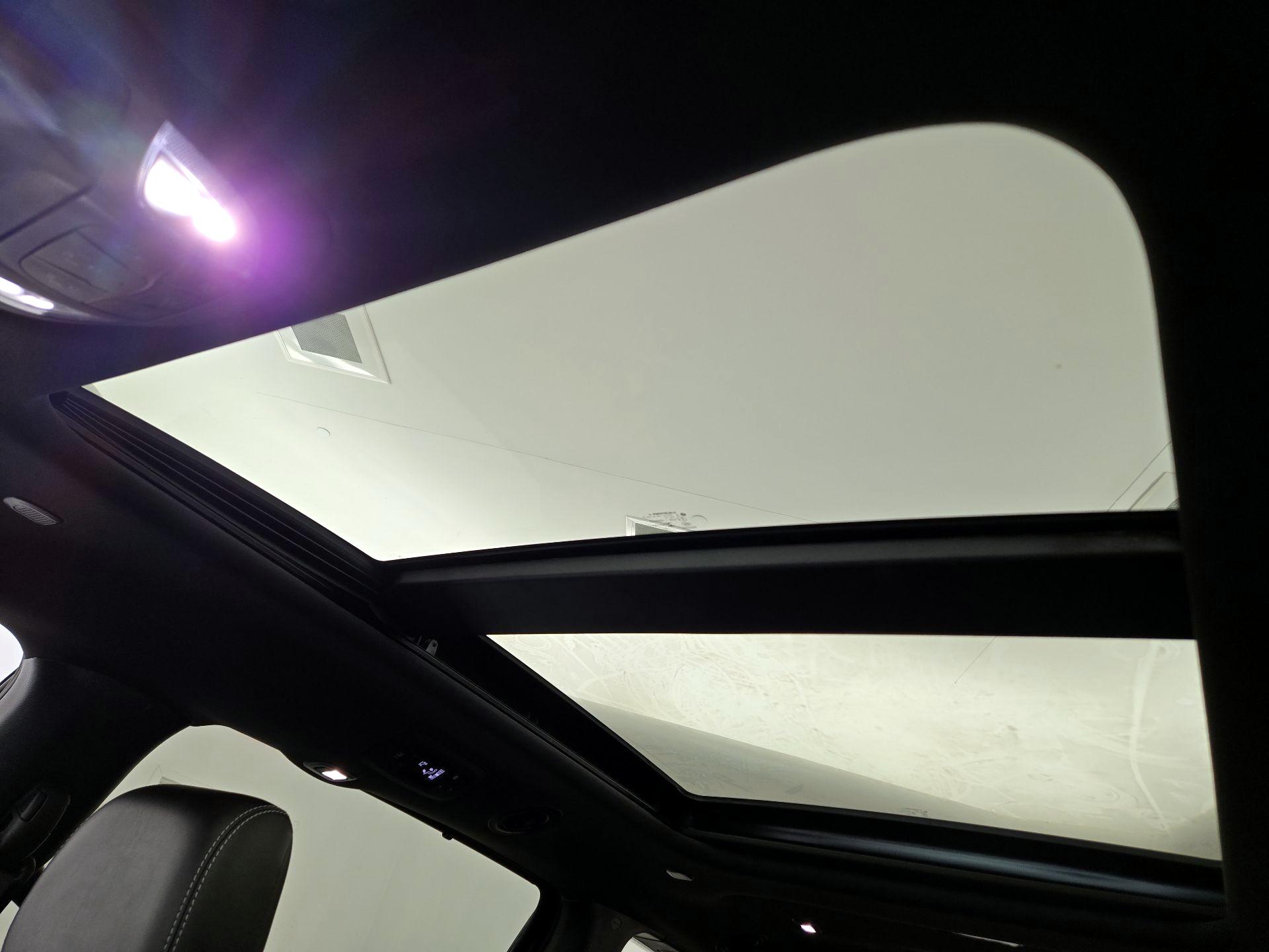 Thumbnail: 2022 Chrysler Pacifica - 20