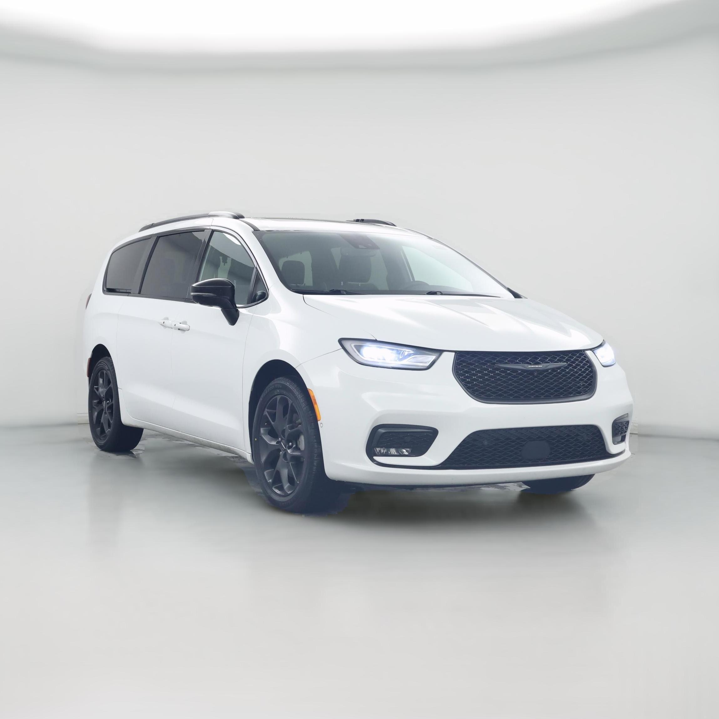 Thumbnail: 2023 Chrysler Pacifica - 1