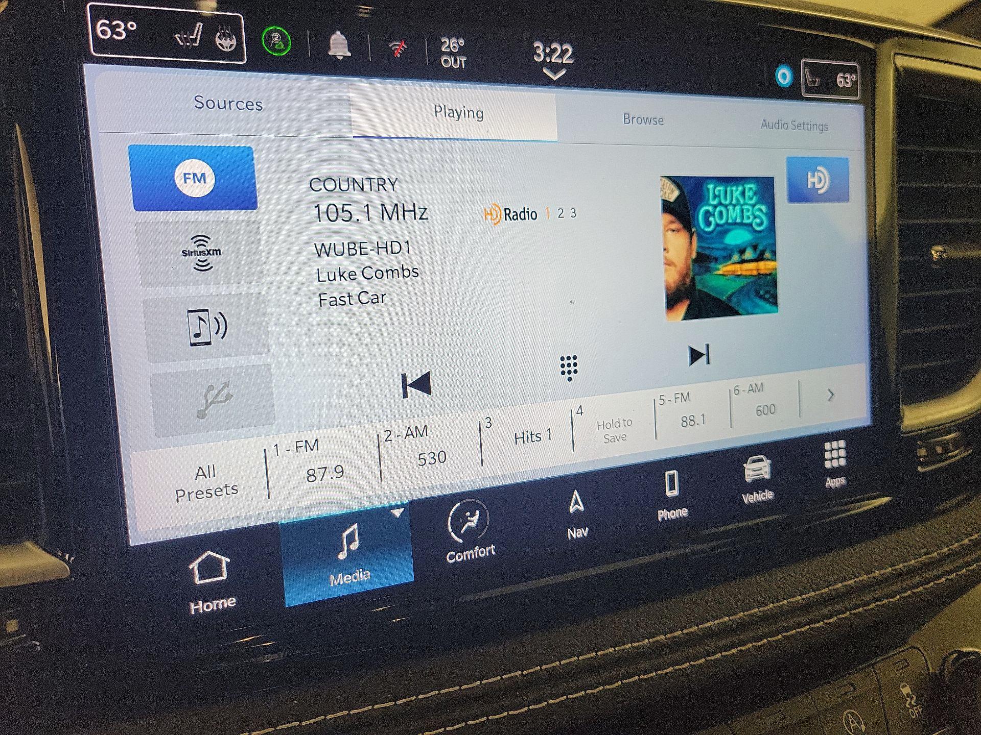 Thumbnail: 2023 Chrysler Pacifica - 16