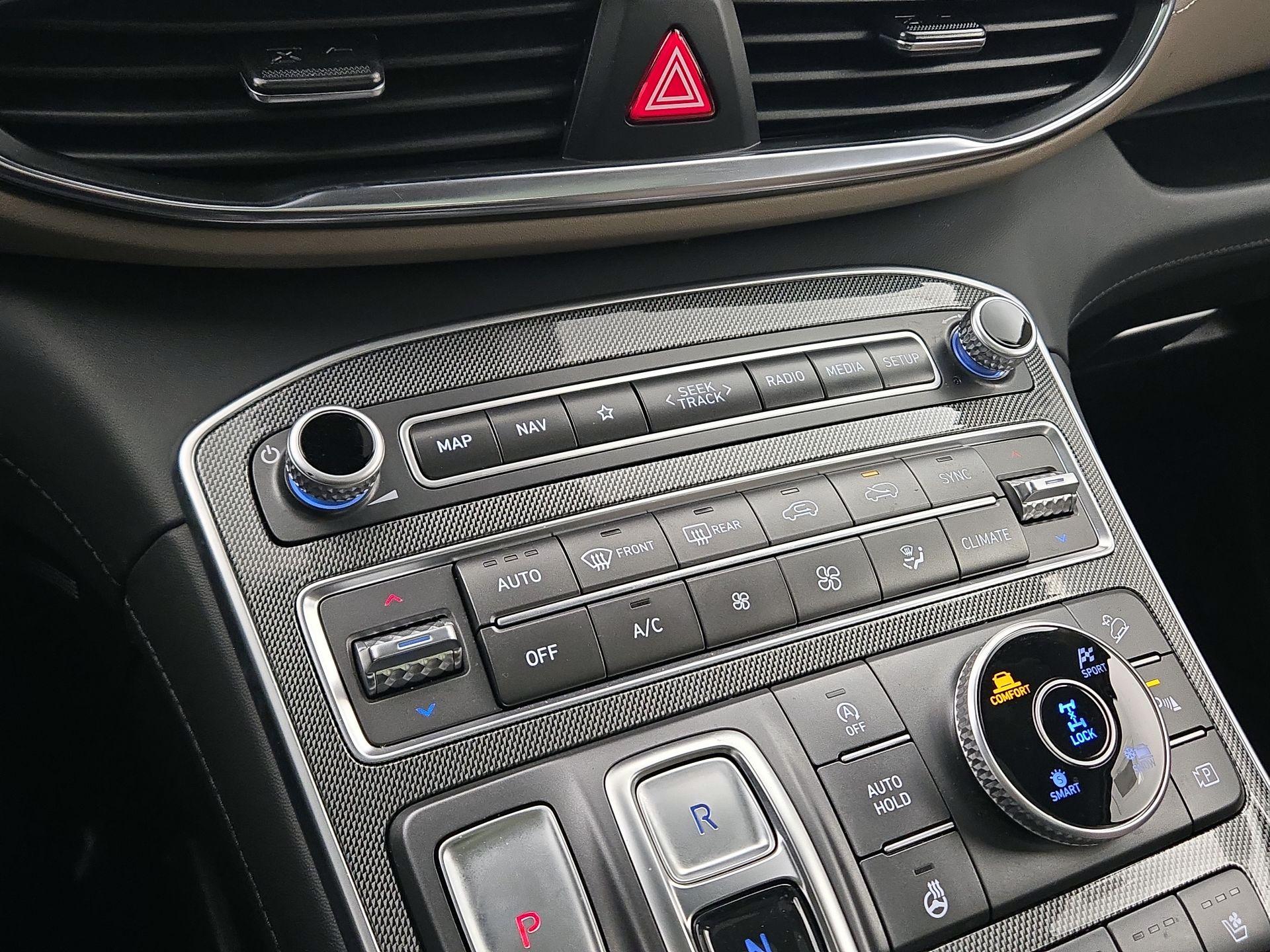 Thumbnail: 2023 Hyundai Santa Fe - 16