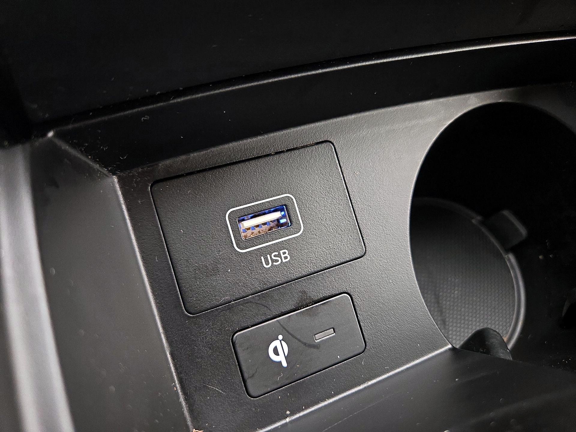 Thumbnail: 2023 Hyundai Santa Fe - 18