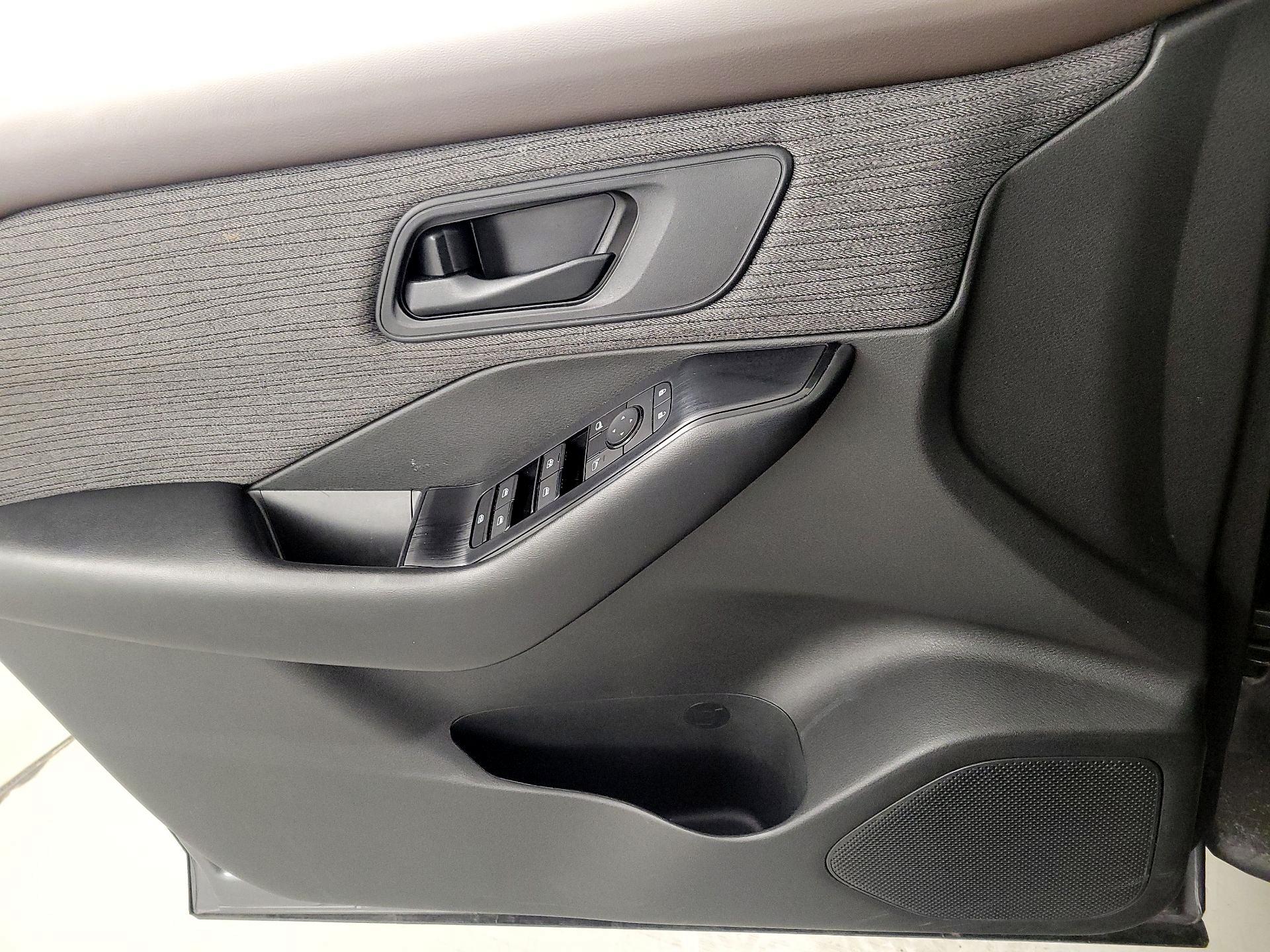 Thumbnail: 2023 Nissan Rogue - 12