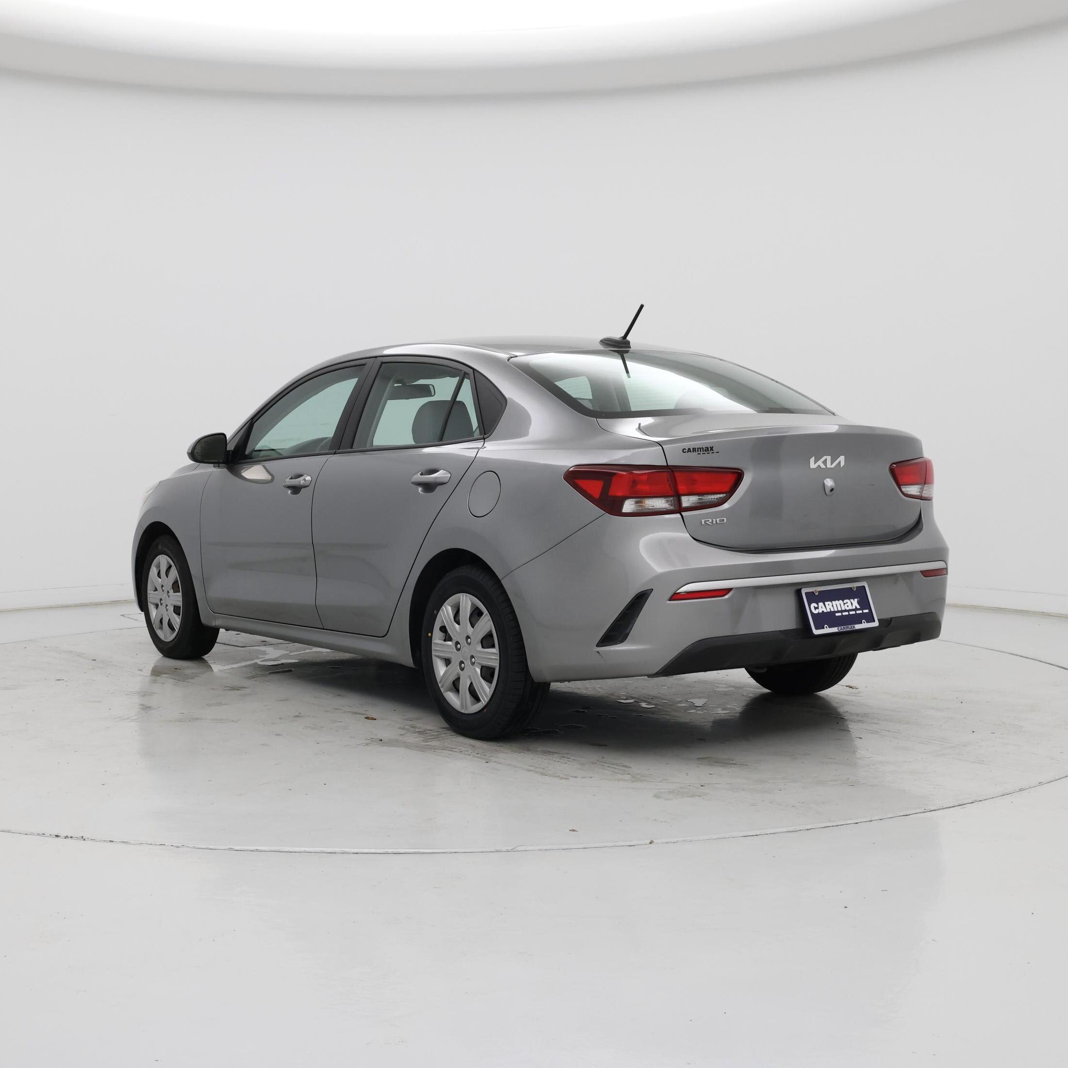 Thumbnail: 2022 Kia Rio - 2