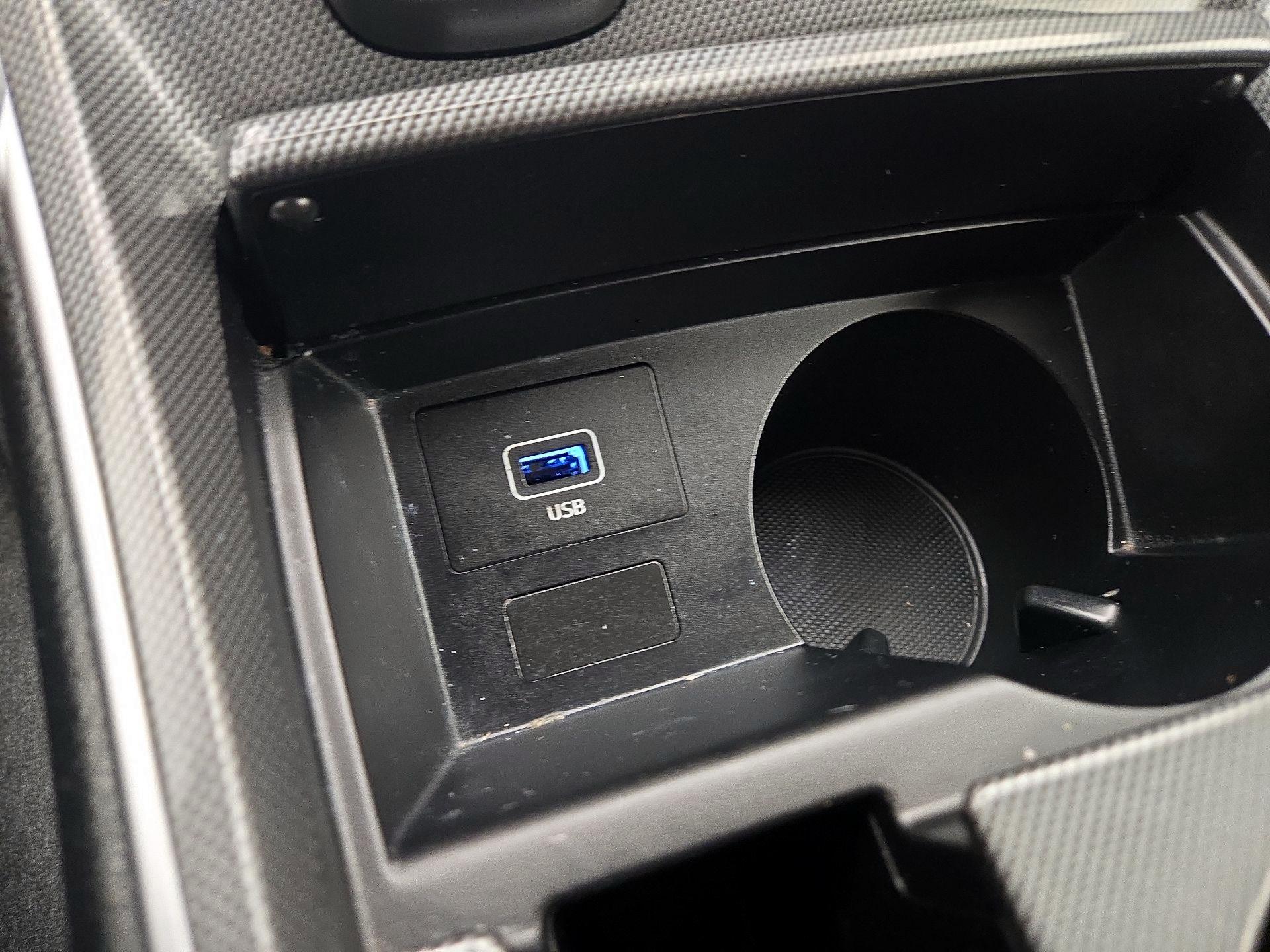 Thumbnail: 2021 Hyundai Santa Fe - 18