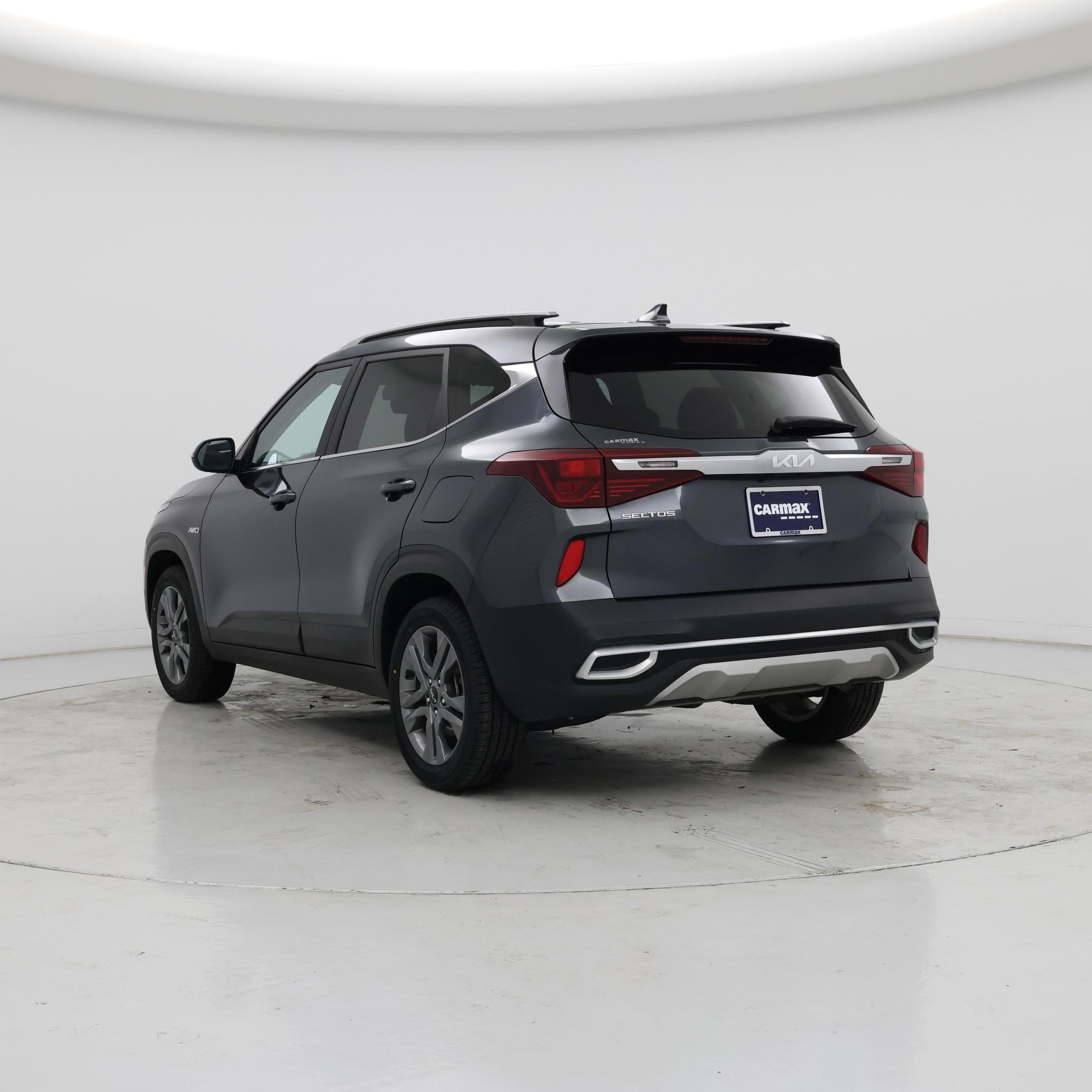 Thumbnail: 2023 Kia Seltos - 2