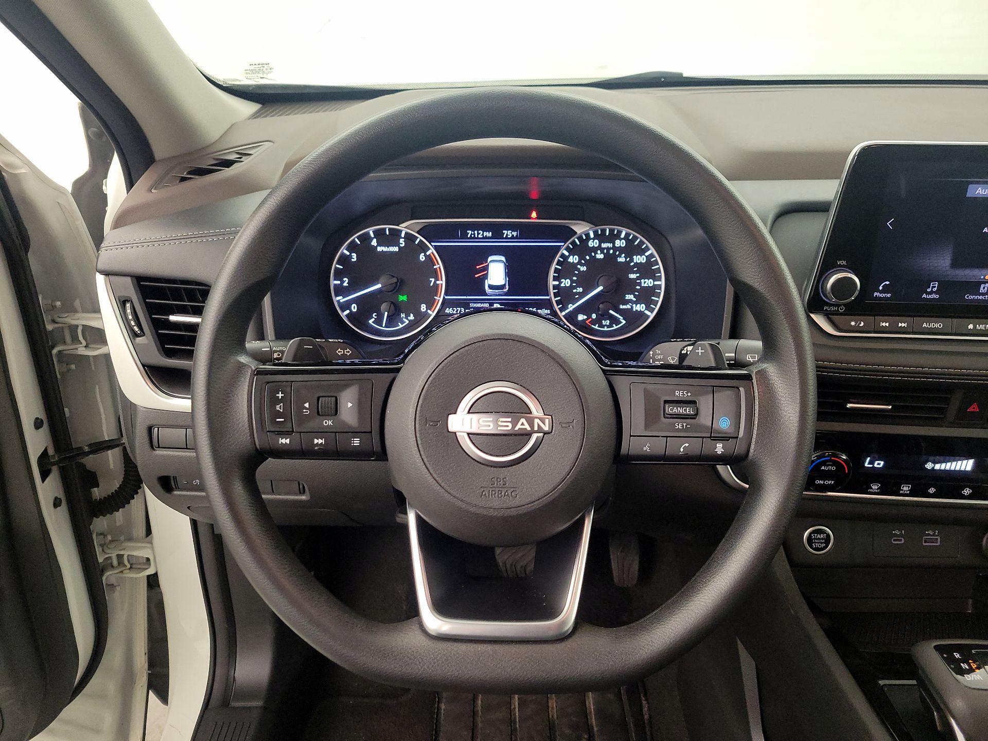 Thumbnail: 2023 Nissan Rogue - 10