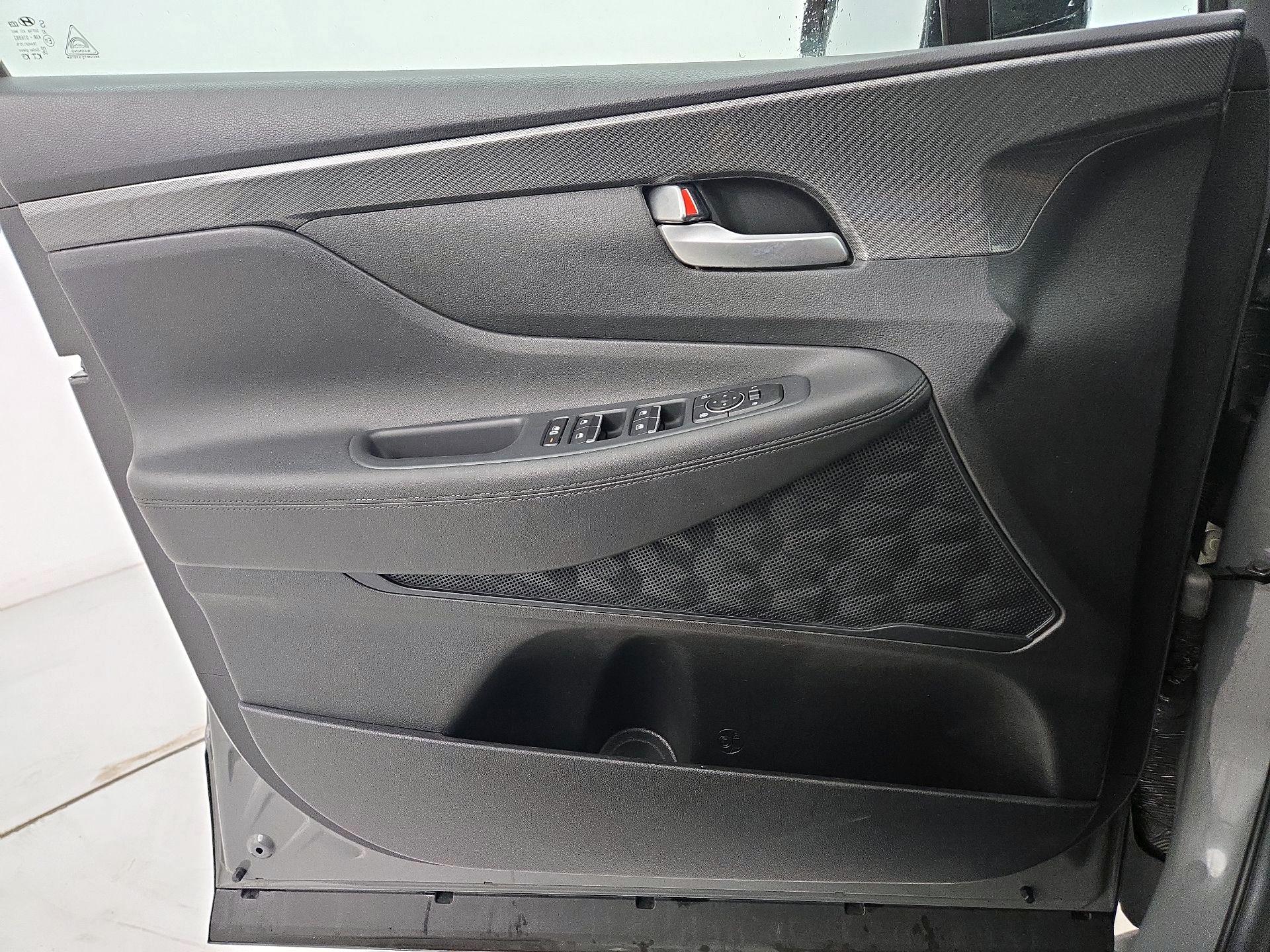 Thumbnail: 2022 Hyundai Santa Fe - 12